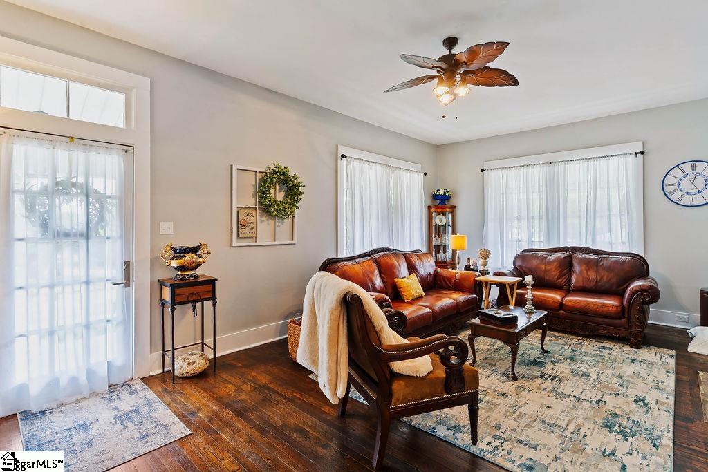 15 S Greenwood Avenue Ware Shoals, SC 29629