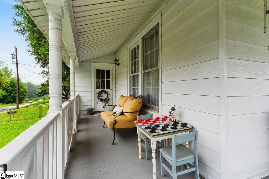 15 S Greenwood Avenue Ware Shoals, SC 29629