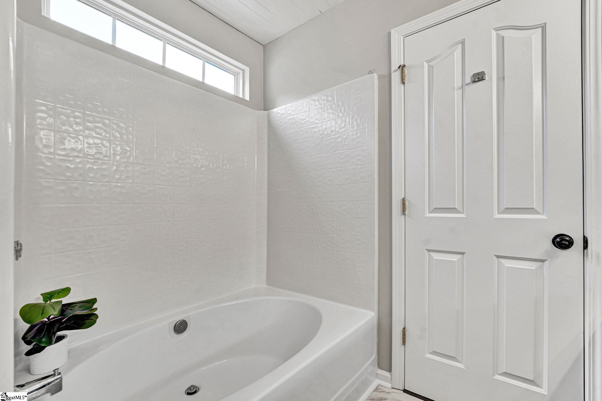 953 Breezewood Court Greer, SC 29651