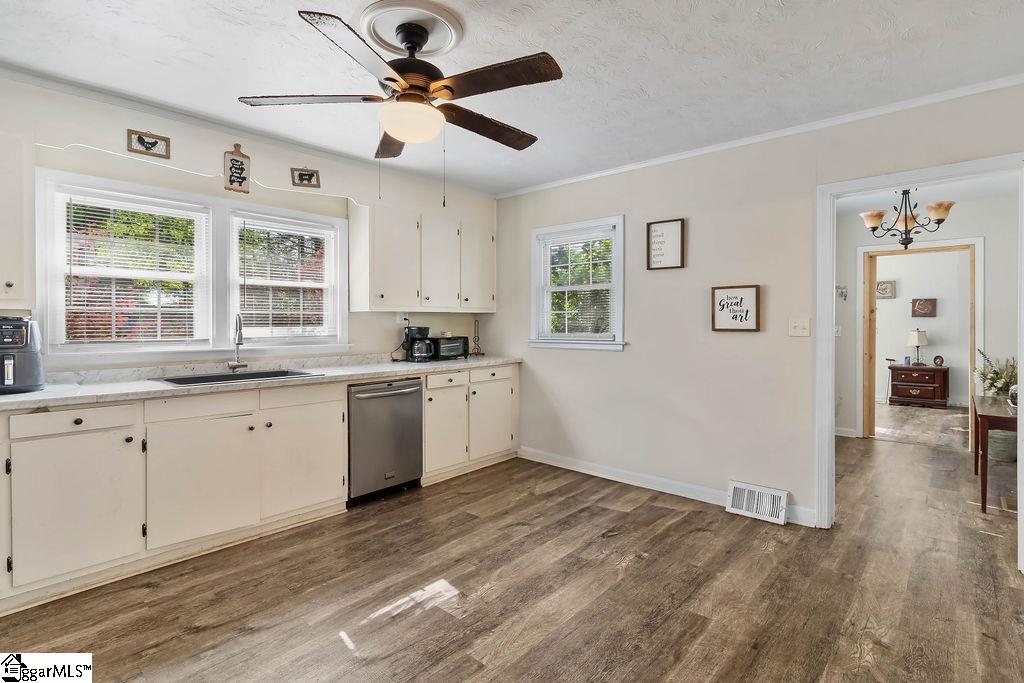 94 Church Avenue Inman, SC 29349