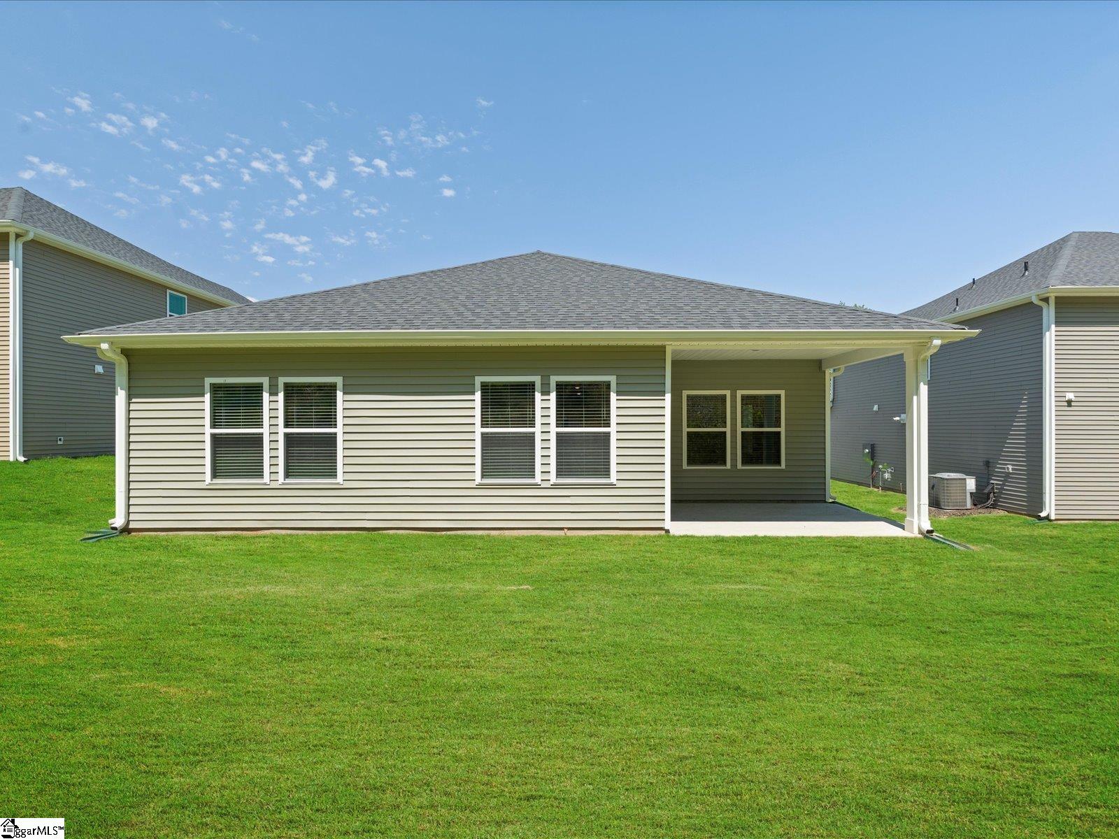 218 Merriweather Way Spartanburg, SC 29302