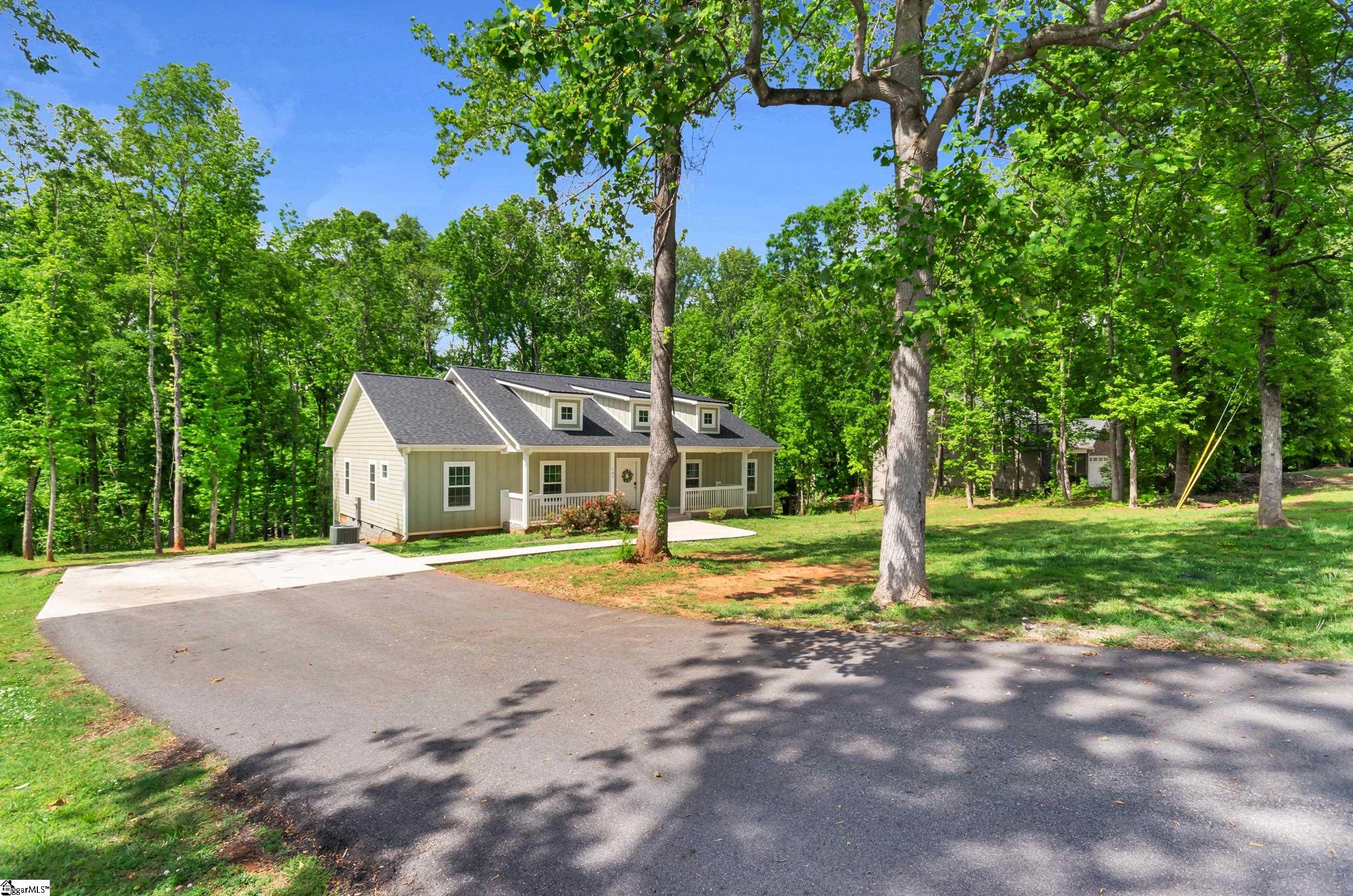 137 Boxwood Lane Anderson, SC 29621