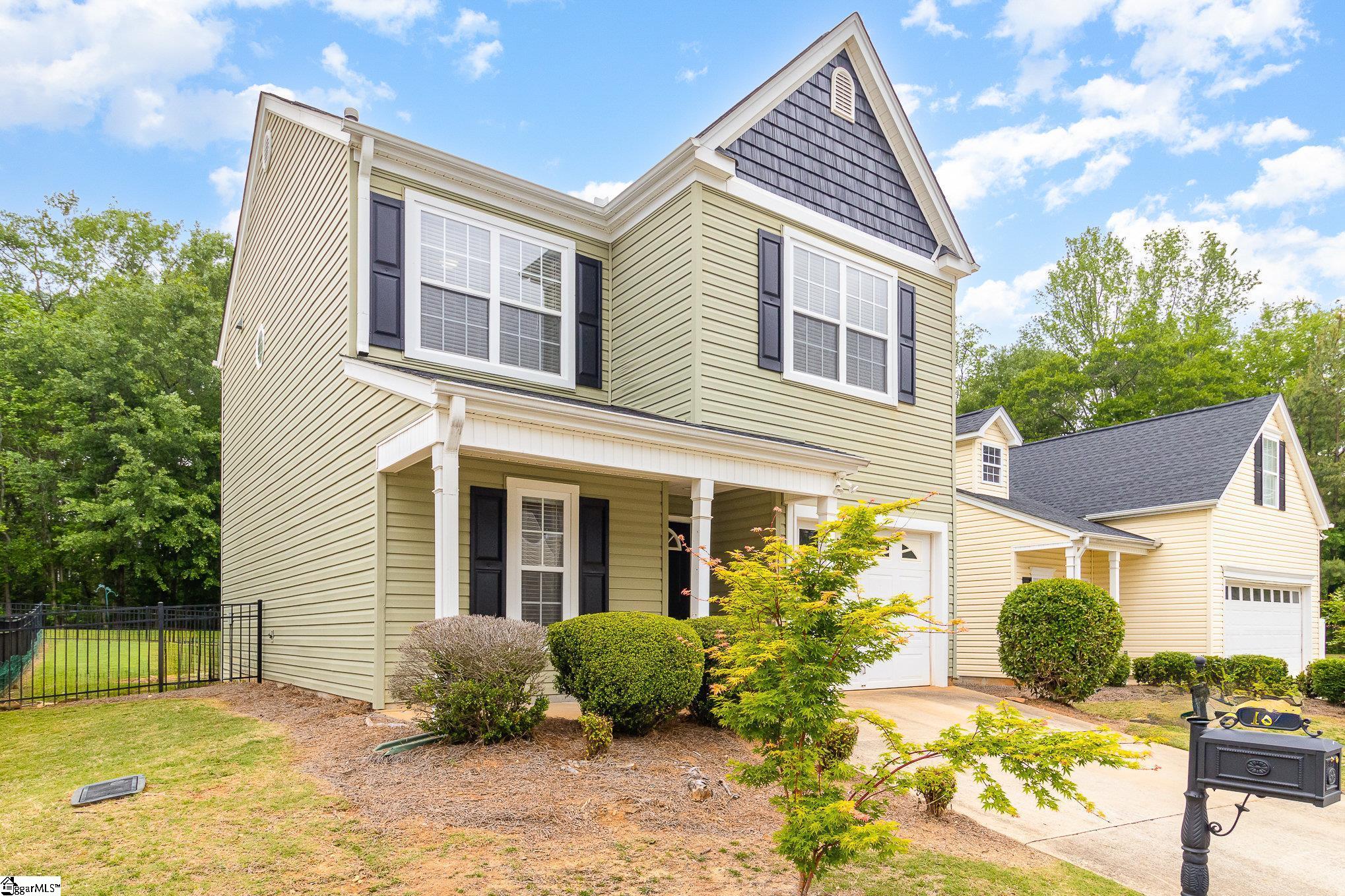 137 Pin Oak Court Easley, SC 29642