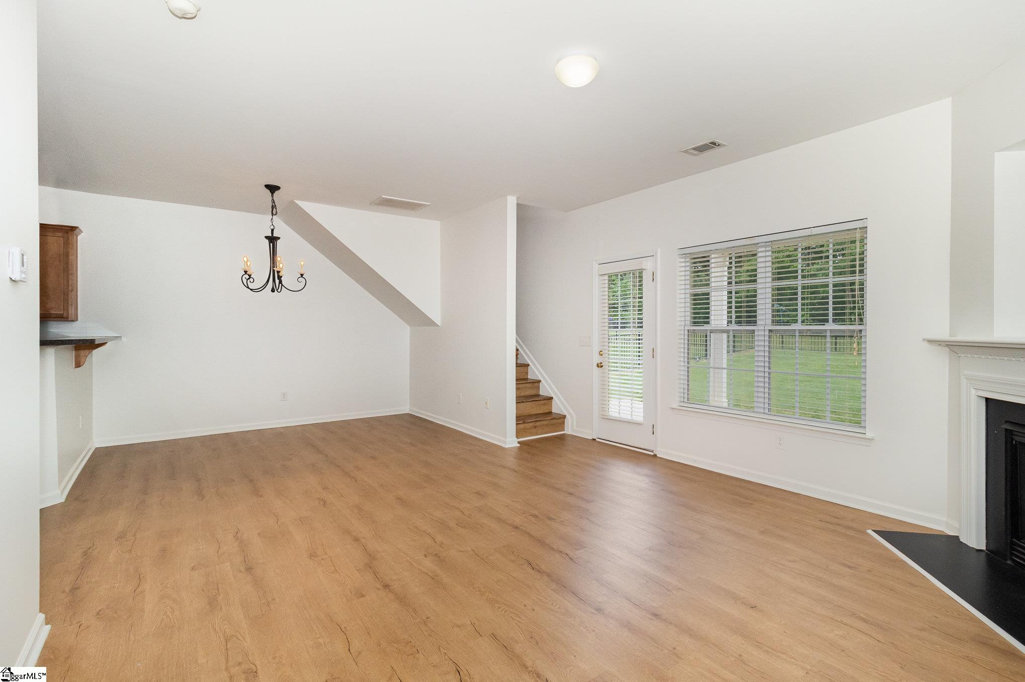 137 Pin Oak Court Easley, SC 29642
