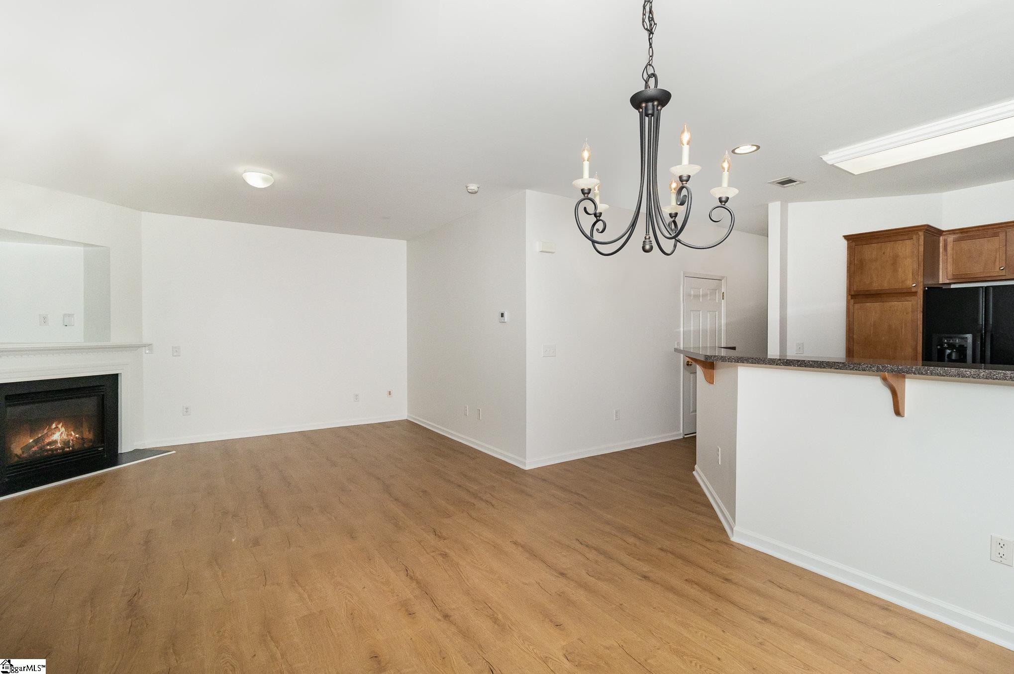 137 Pin Oak Court Easley, SC 29642