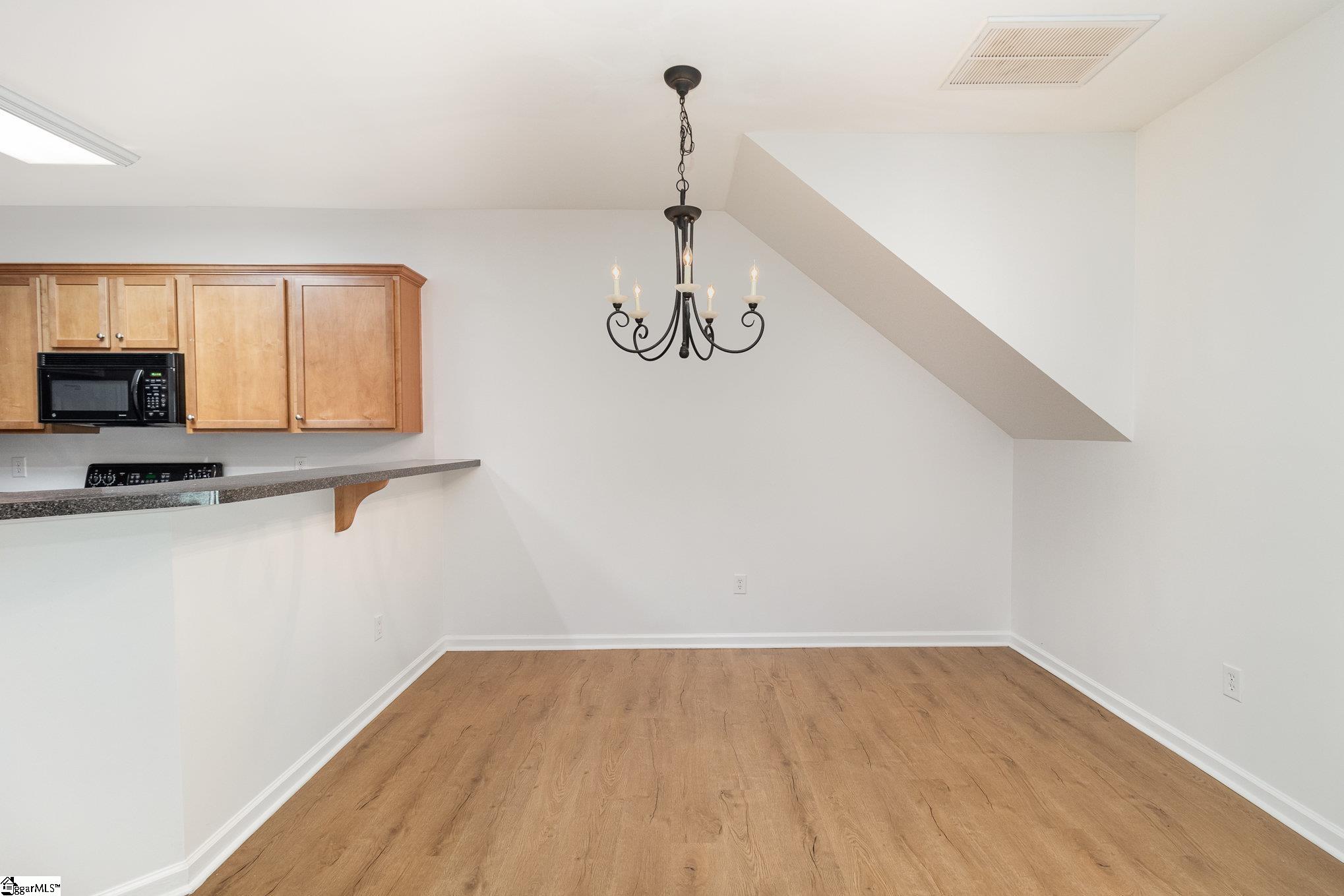 137 Pin Oak Court Easley, SC 29642