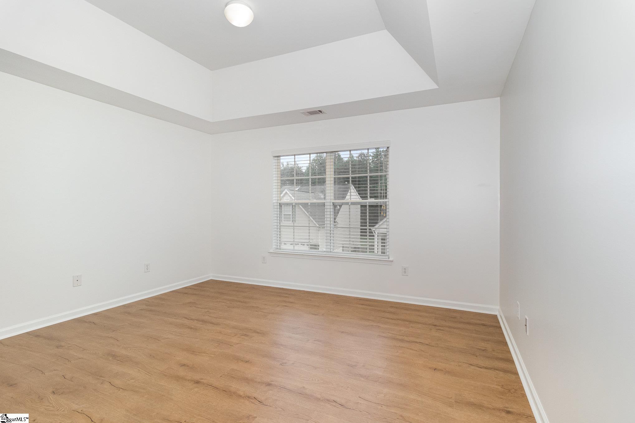 137 Pin Oak Court Easley, SC 29642