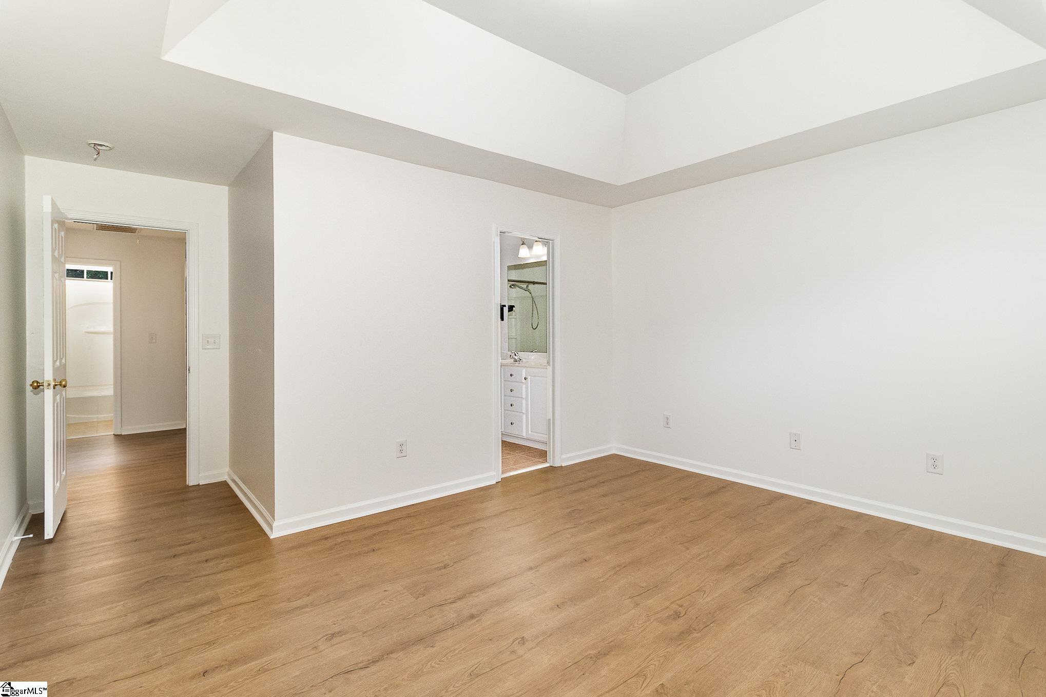 137 Pin Oak Court Easley, SC 29642