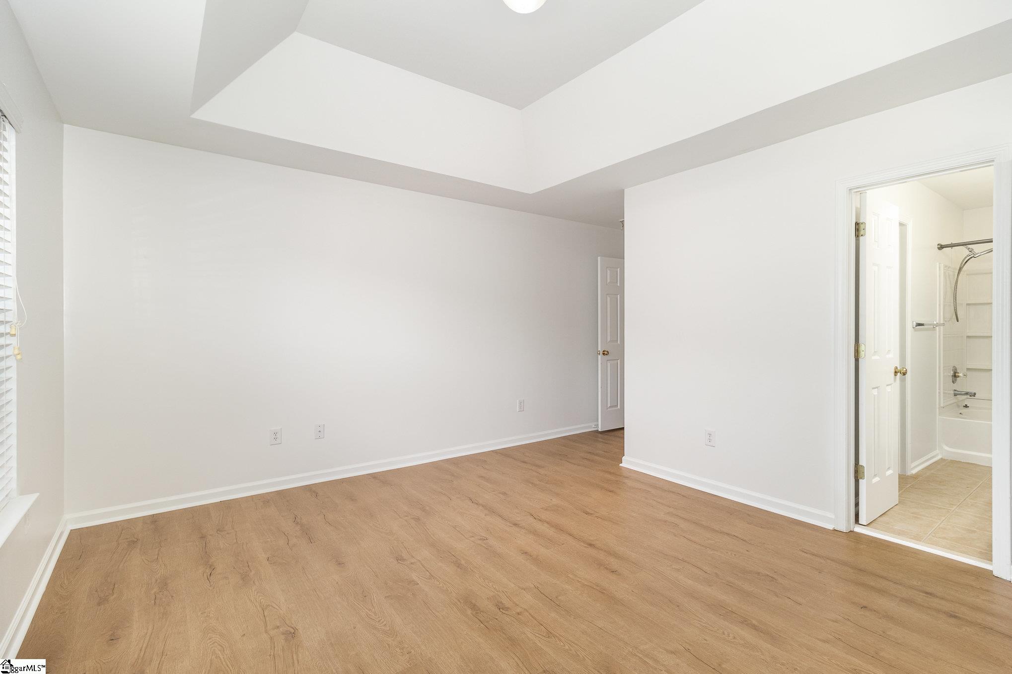 137 Pin Oak Court Easley, SC 29642