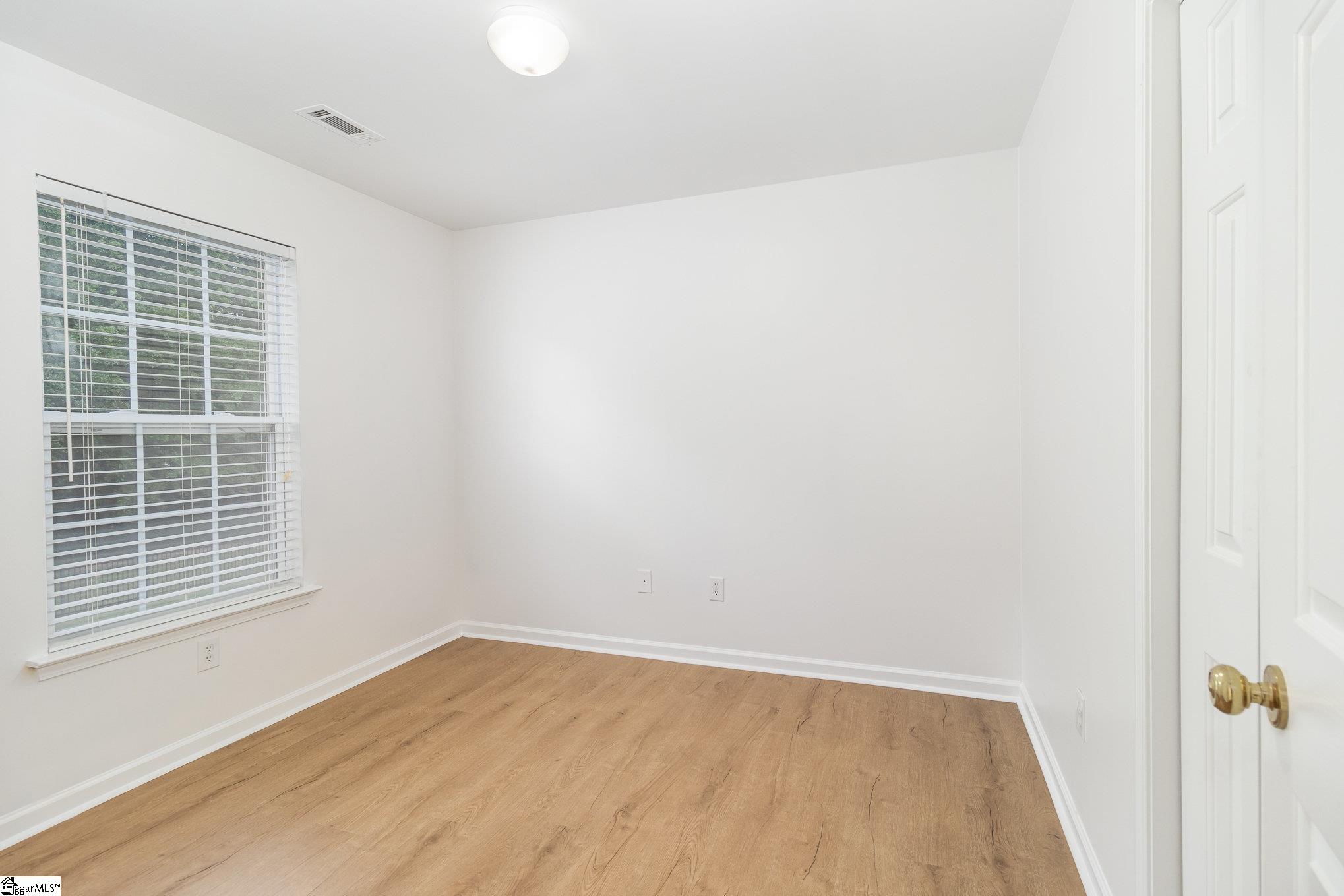 137 Pin Oak Court Easley, SC 29642