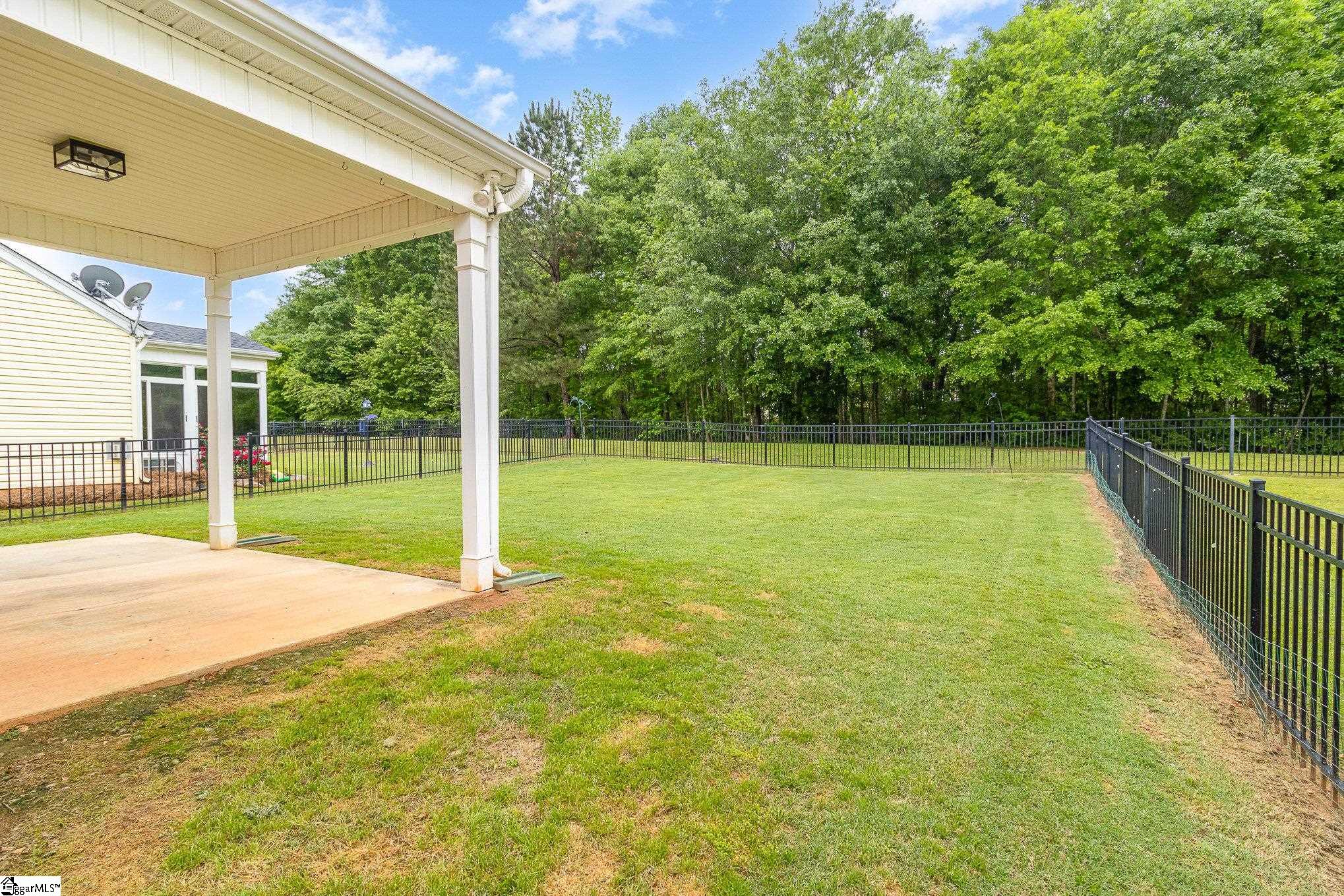 137 Pin Oak Court Easley, SC 29642