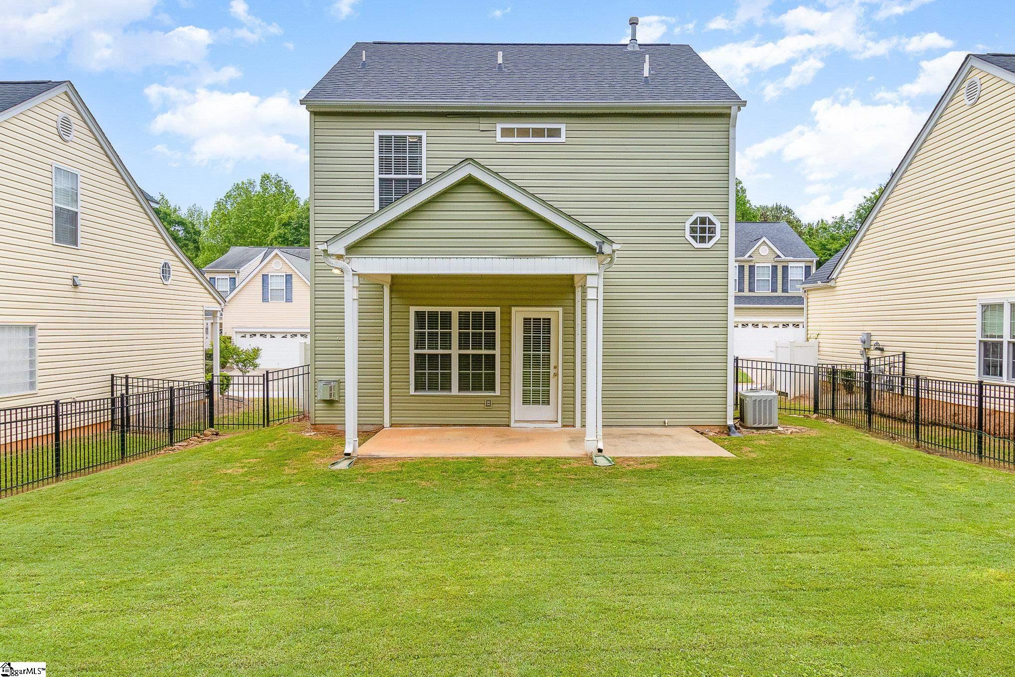 137 Pin Oak Court Easley, SC 29642