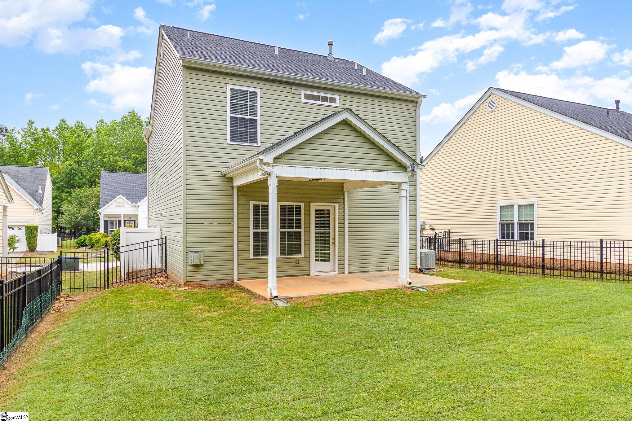 137 Pin Oak Court Easley, SC 29642