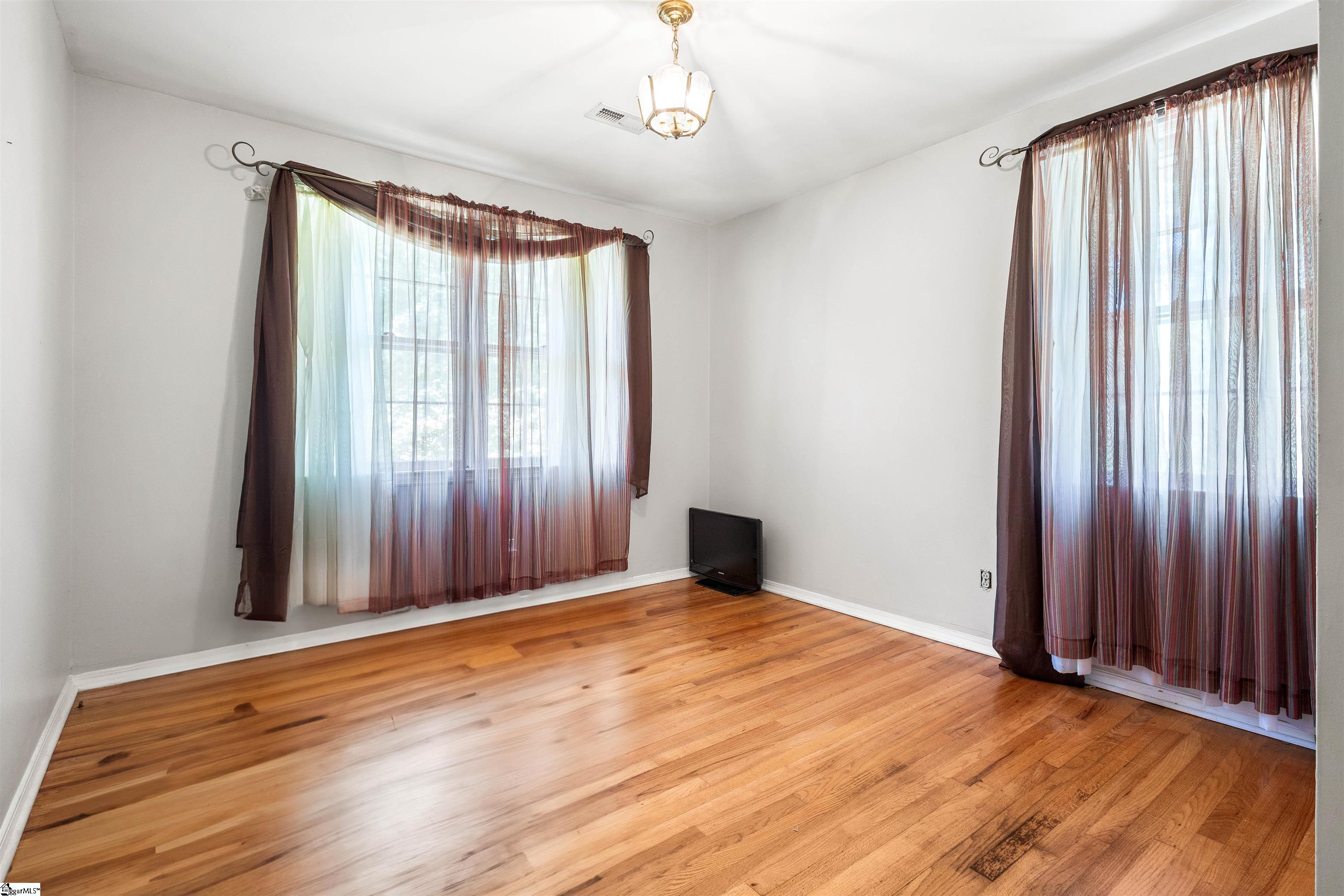 1211 Old Pelzer Road Piedmont, SC 29673