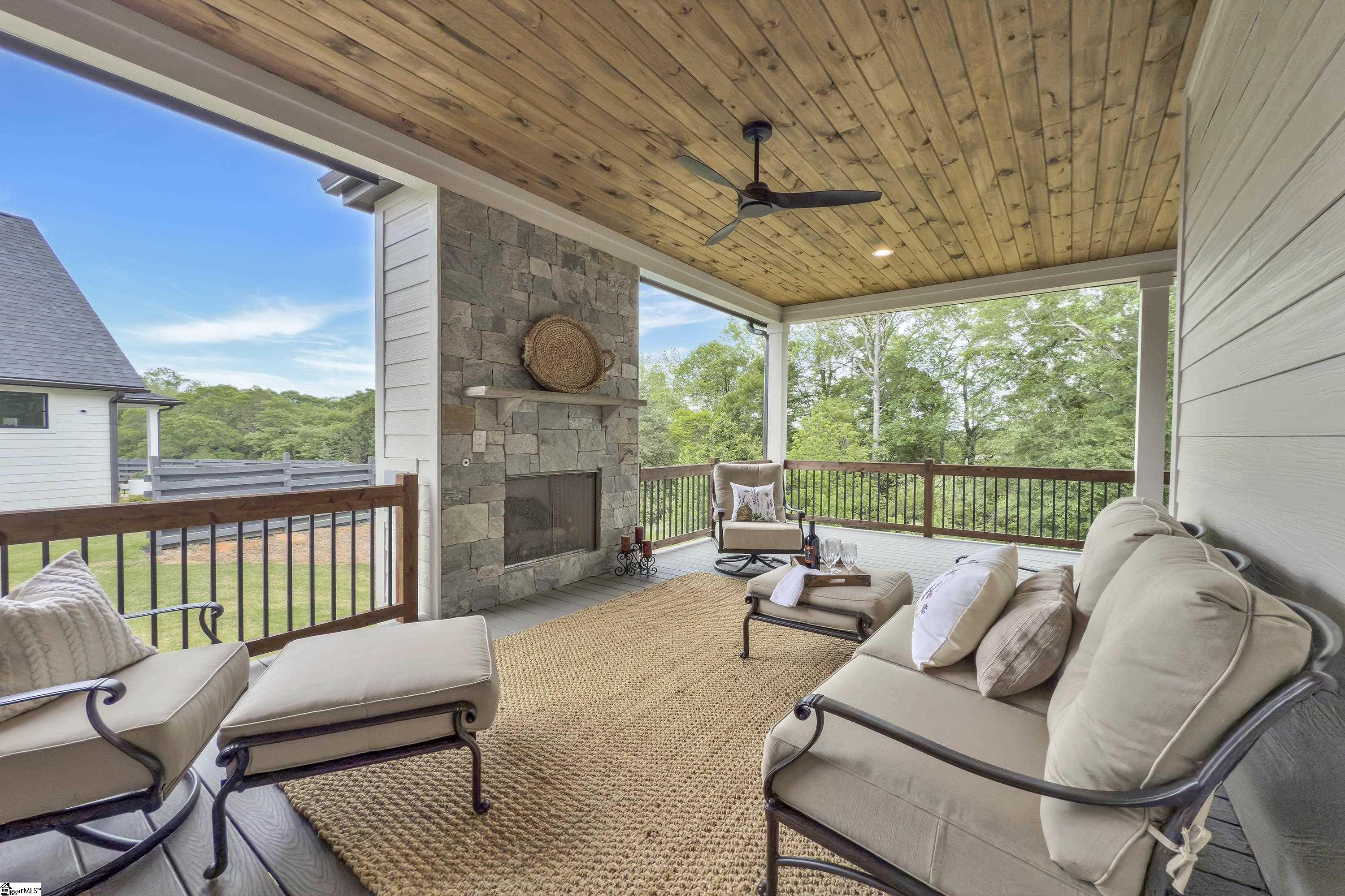 106 Winding Rock Road Simpsonville, SC 29680