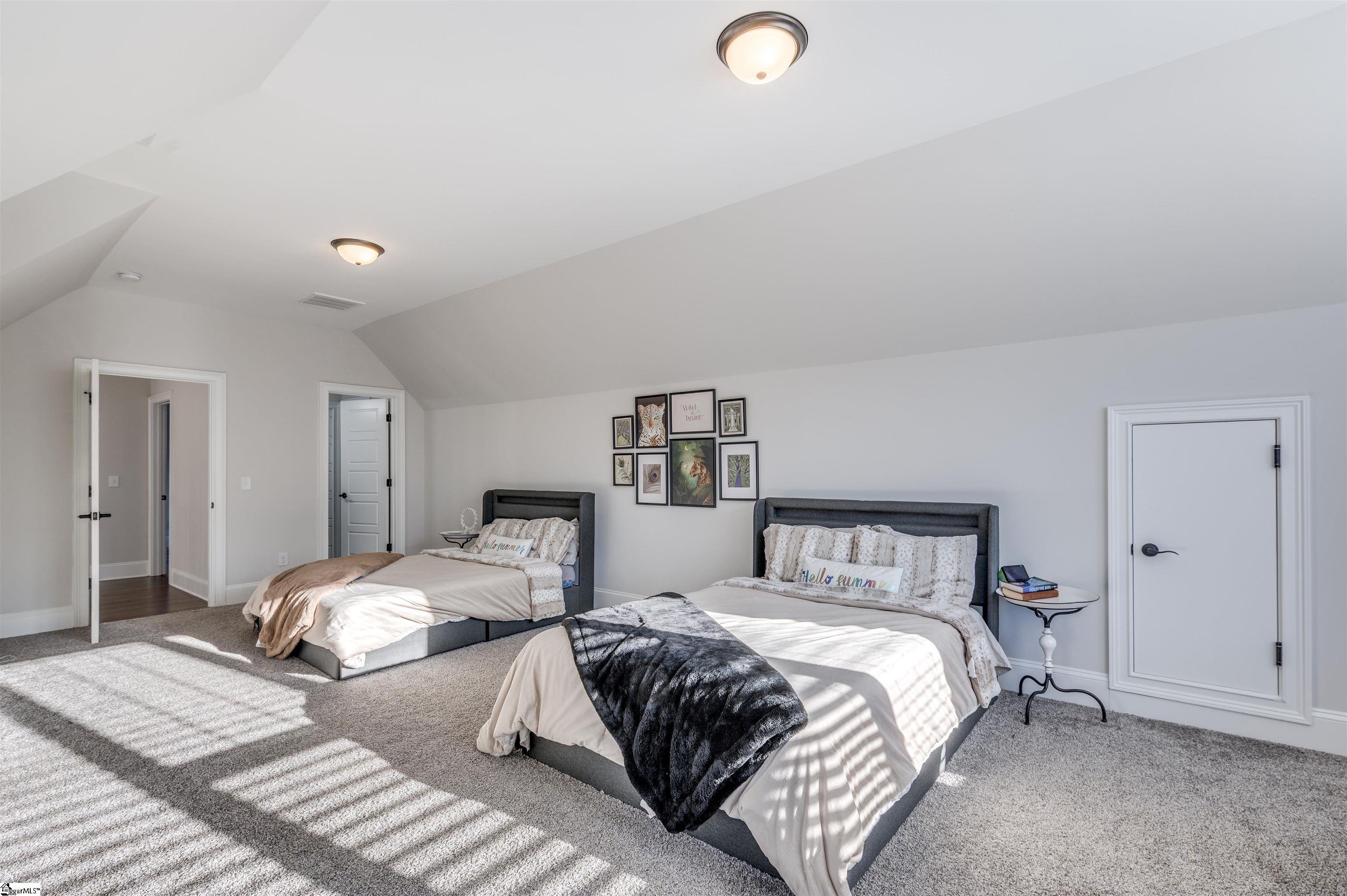 305 S River Bluff Piedmont, SC 29673
