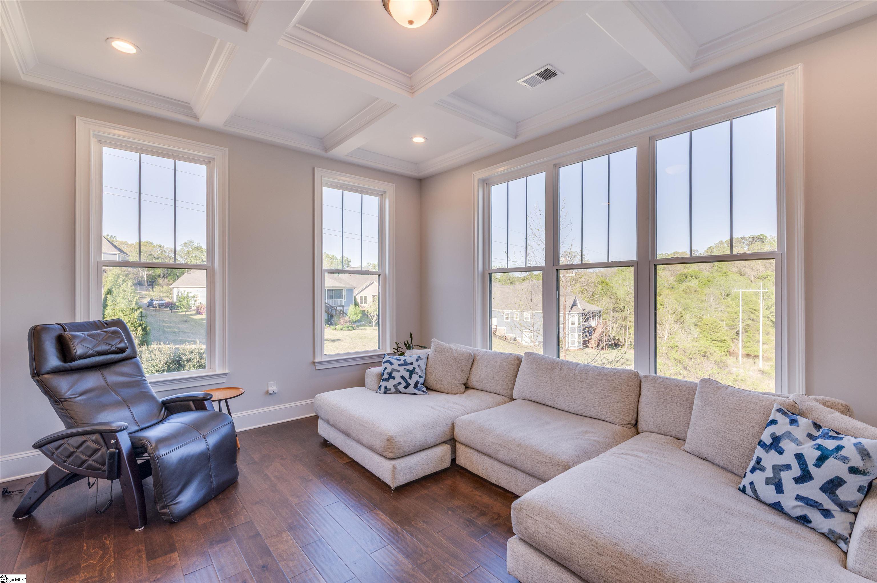 305 S River Bluff Piedmont, SC 29673