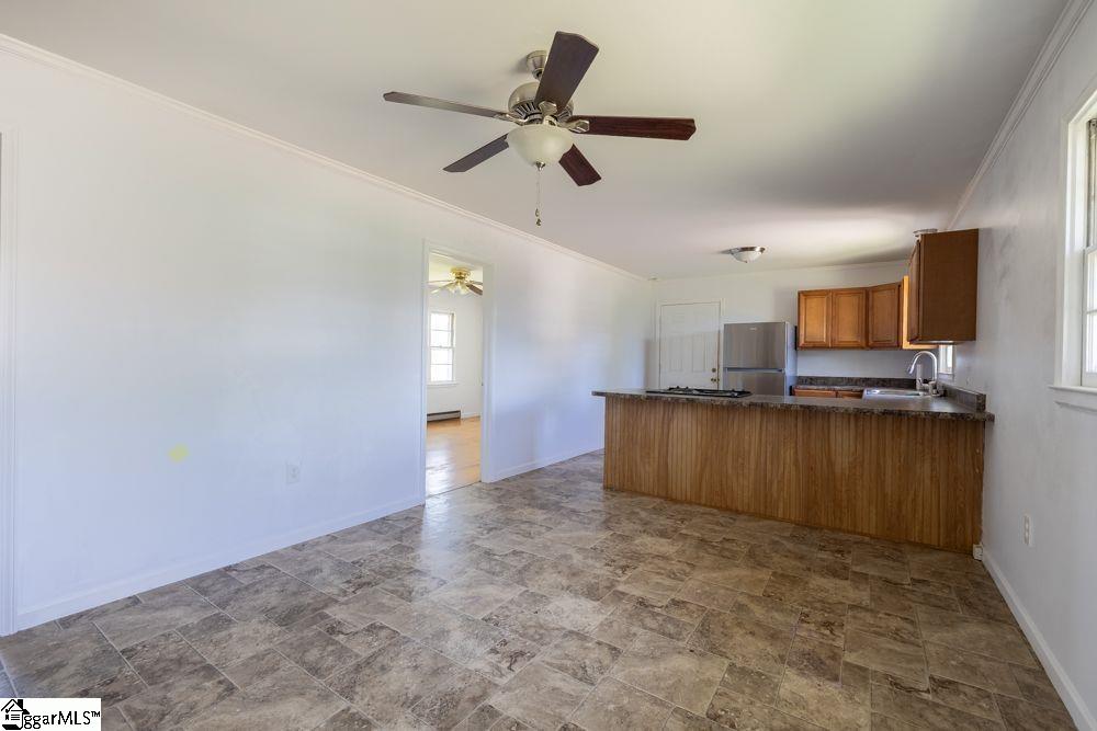 2403 Dobbins Bridge Road Anderson, SC 29626