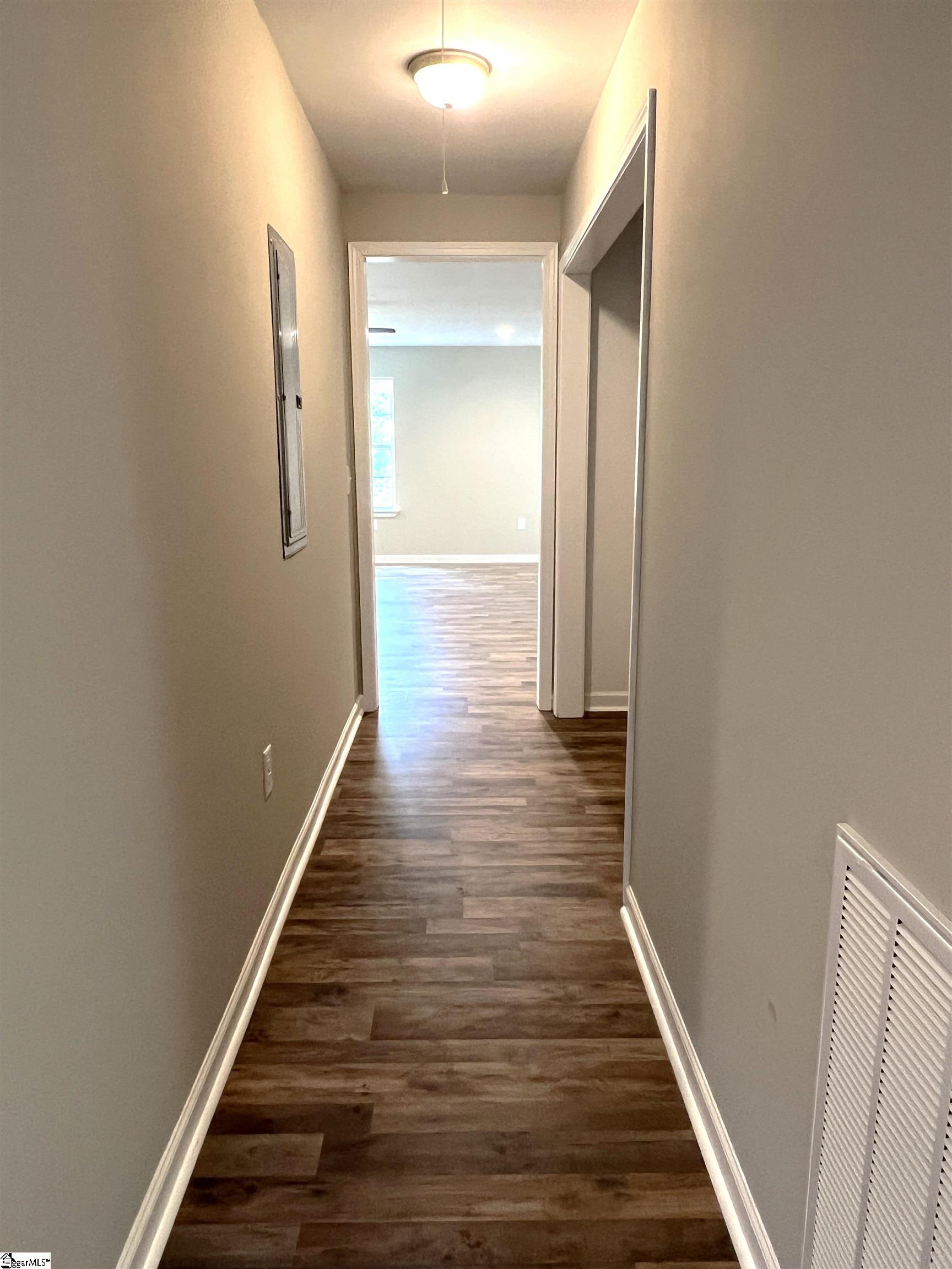 6219 Moorefield Memorial Highway Liberty, SC 29657