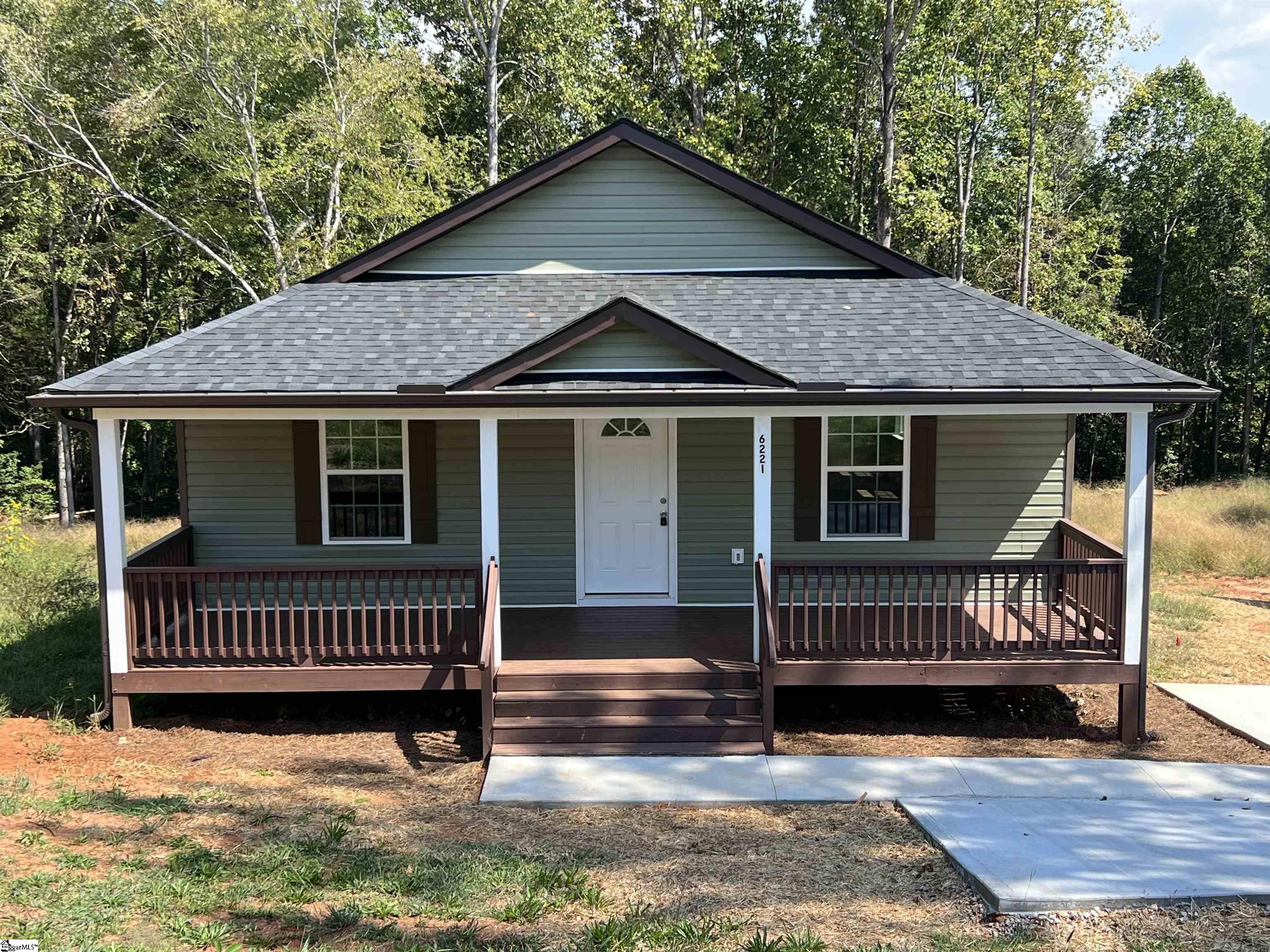 6221 Moorefield Memorial Highway Liberty, SC 29657