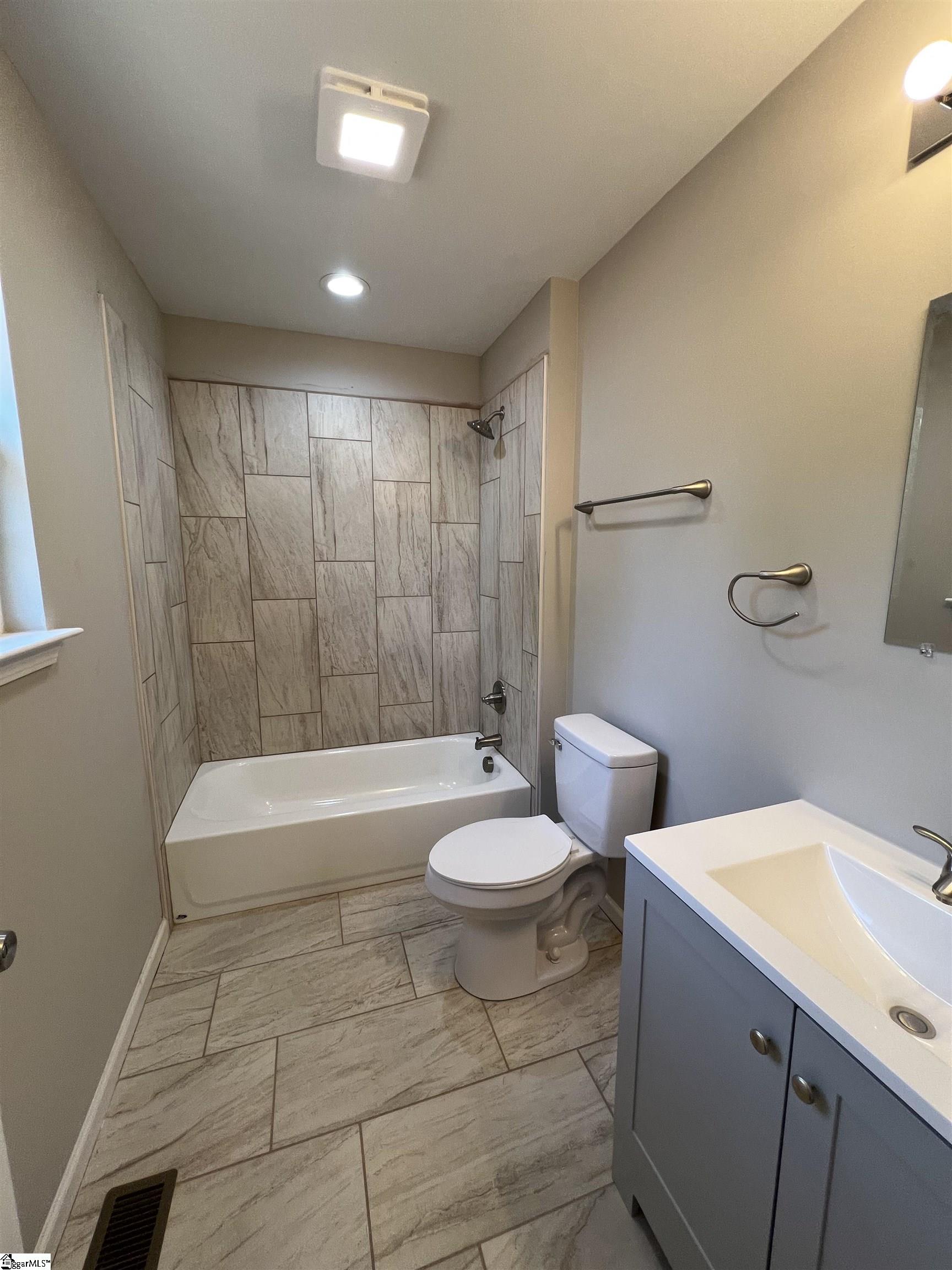 6221 Moorefield Memorial Highway Liberty, SC 29657