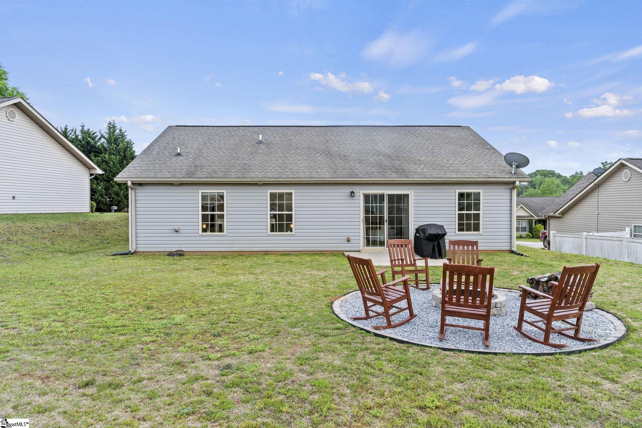 612 Renita Drive Boiling Springs, SC 29316