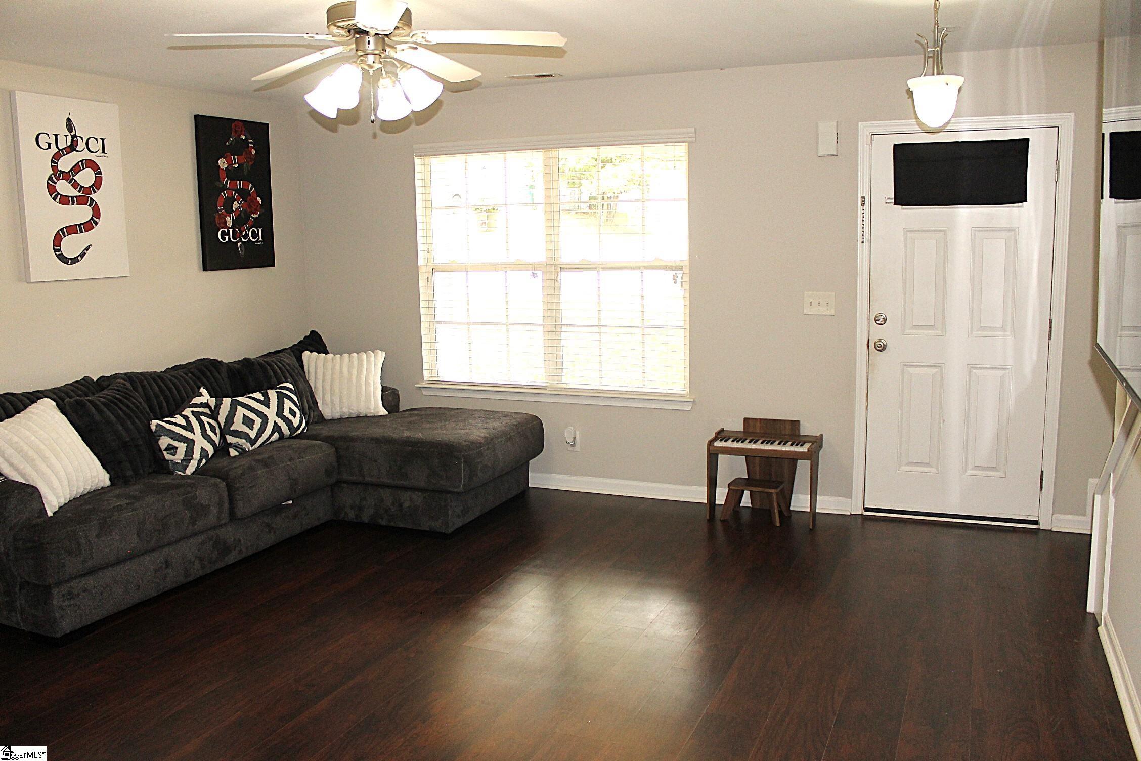 223 Stockbridge Drive Spartanburg, SC 29301