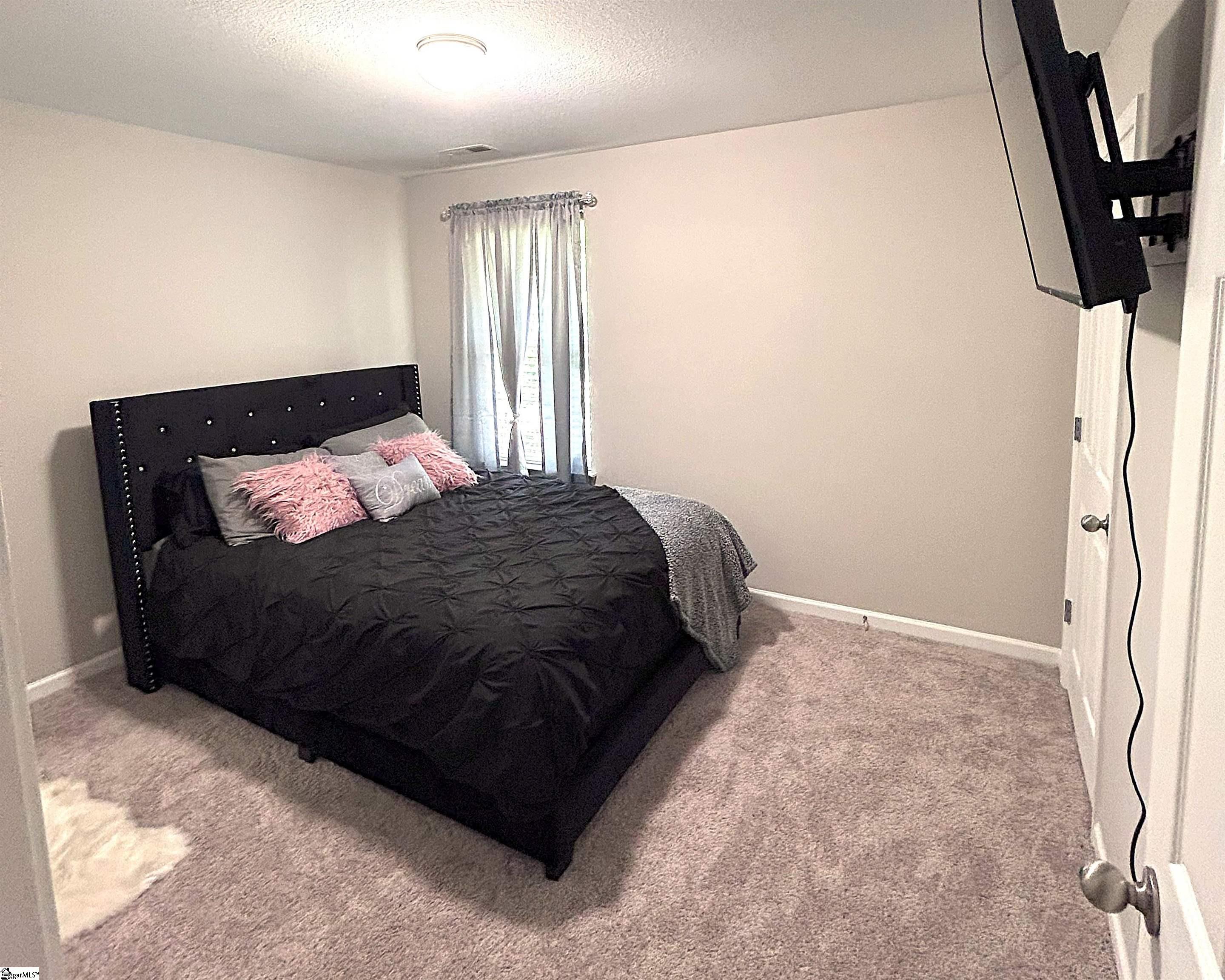 223 Stockbridge Drive Spartanburg, SC 29301