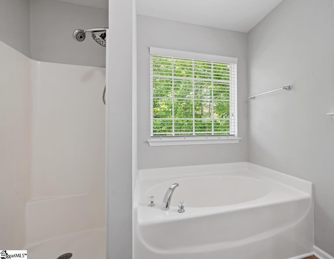 223 Stockbridge Drive Spartanburg, SC 29301