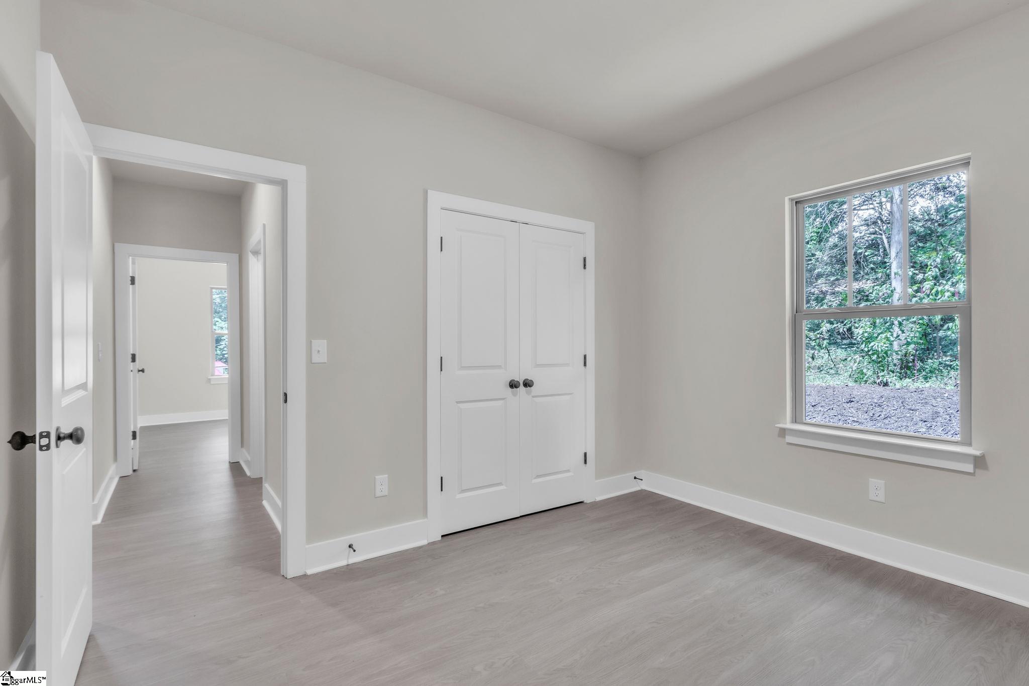24 Robin Hood Road Taylors, SC 29687