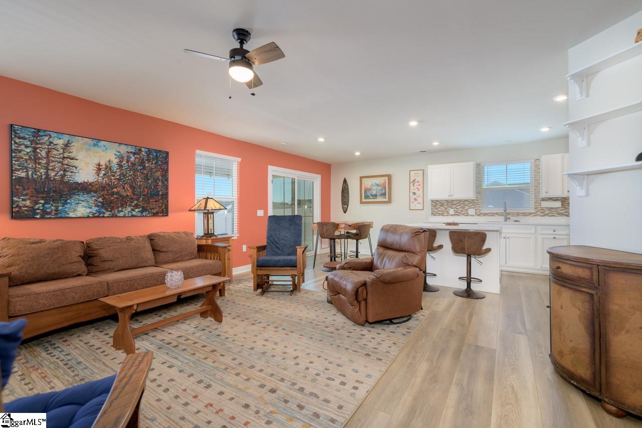 2082 Wexley Drive Boiling Springs, SC 29316