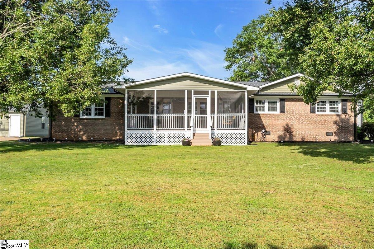 202 Club Road Williamston, SC 29697
