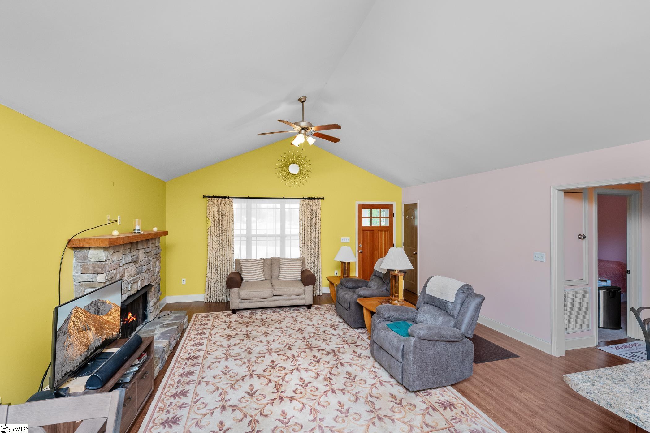618 Fawn Branch Trail Boiling Springs, SC 29316-7449