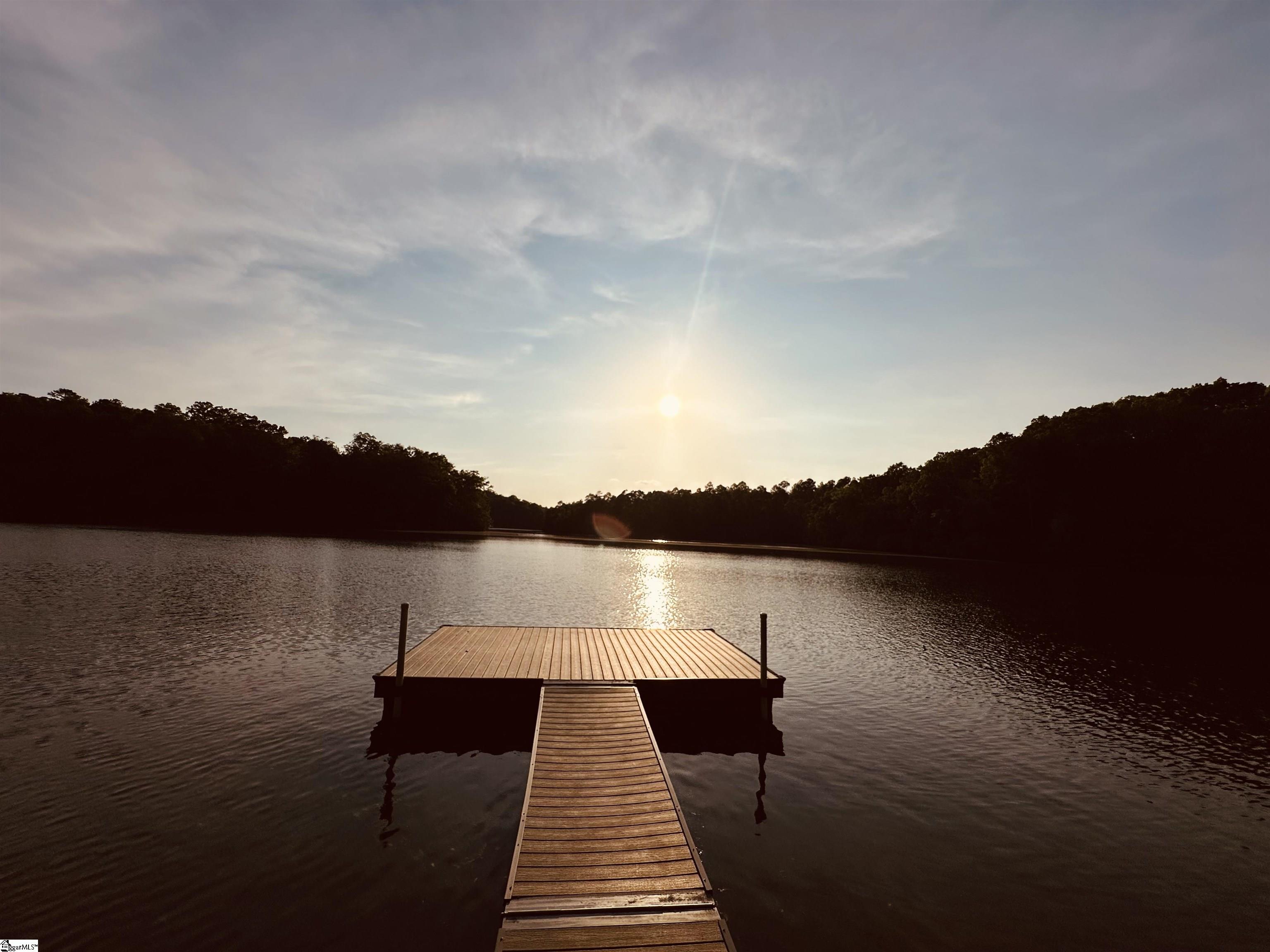 168 Lakeshore Drive Chesnee, SC 29323