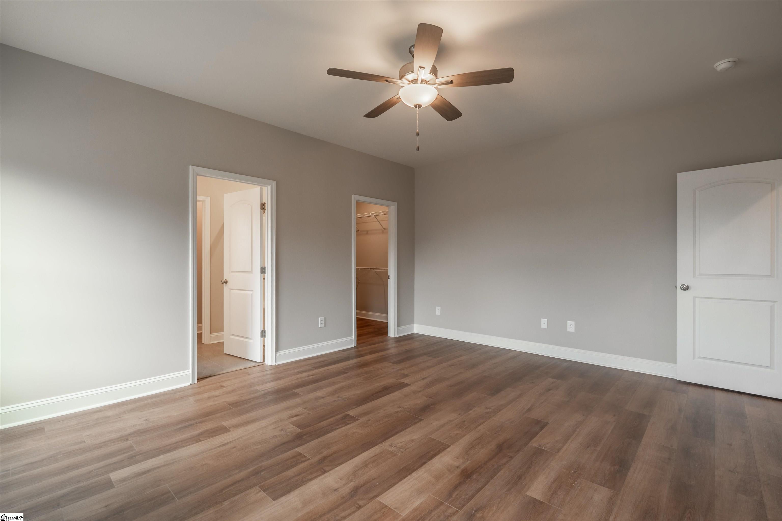 241 Carriage Gate Drive Wellford, SC 29385