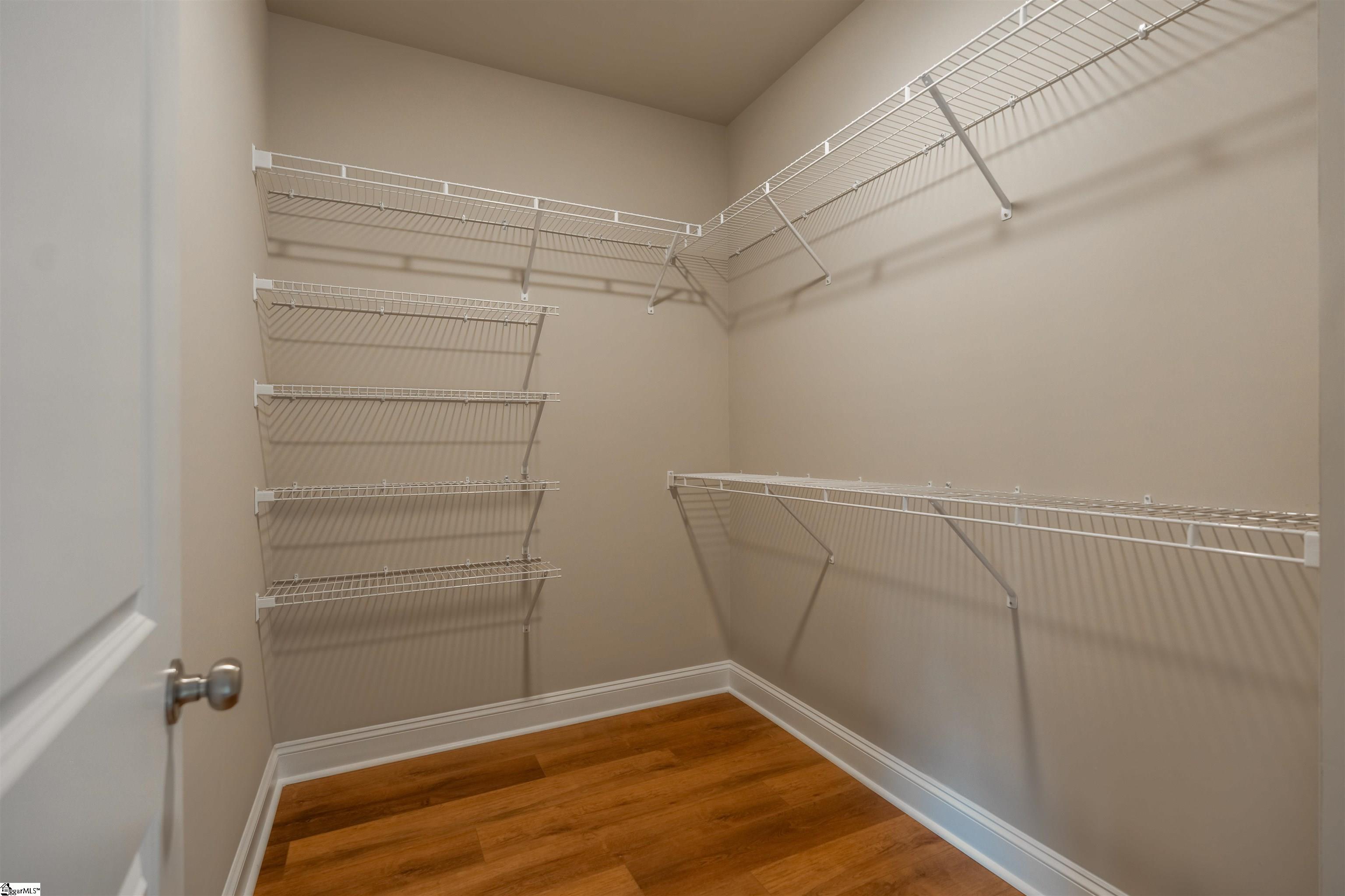 241 Carriage Gate Drive Wellford, SC 29385