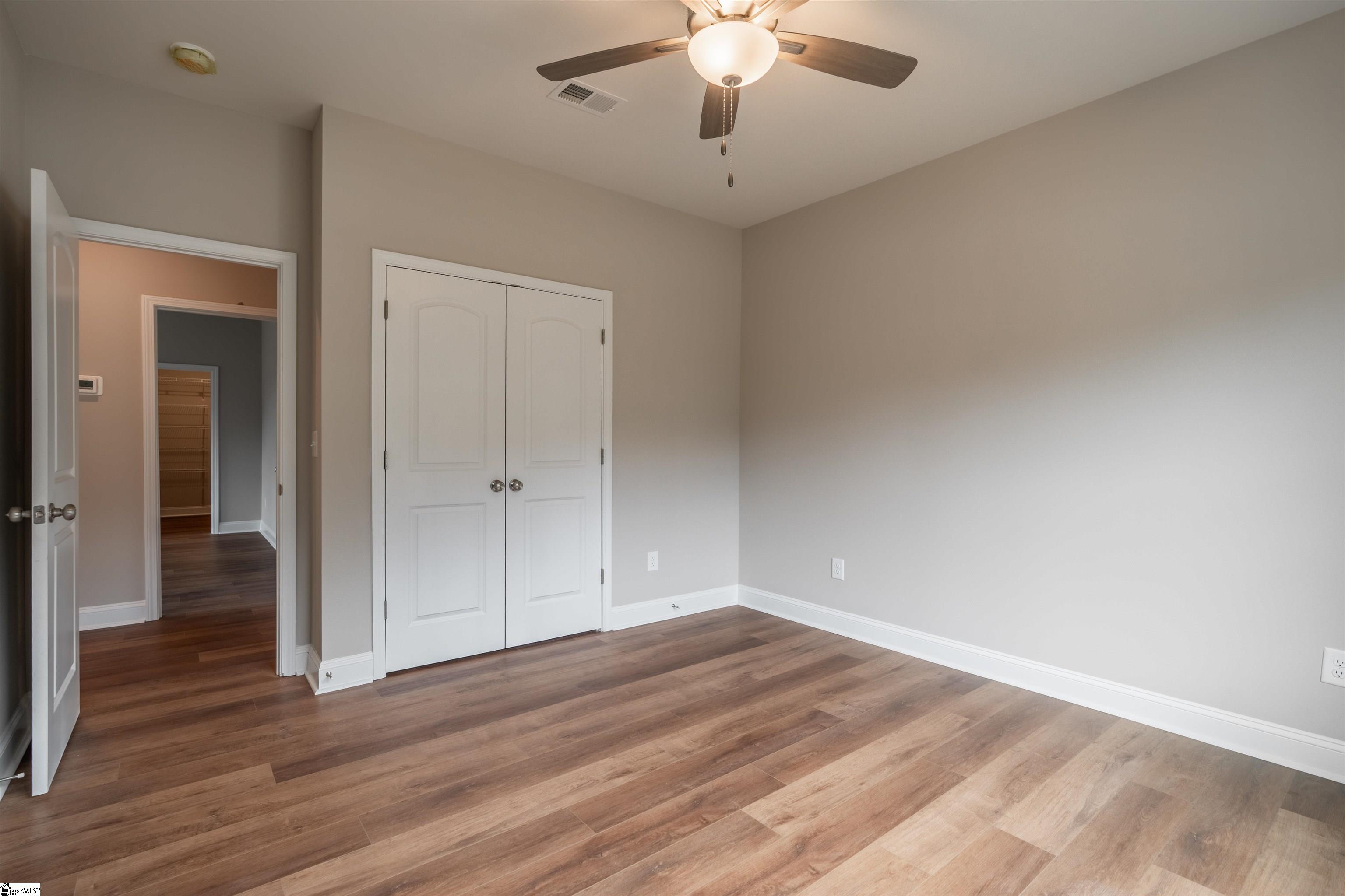 241 Carriage Gate Drive Wellford, SC 29385
