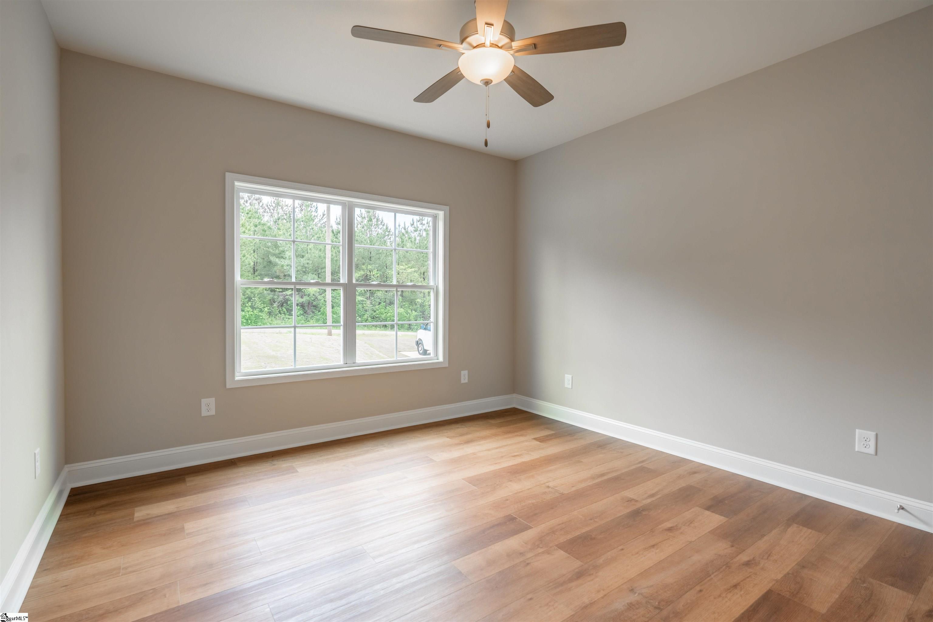 241 Carriage Gate Drive Wellford, SC 29385