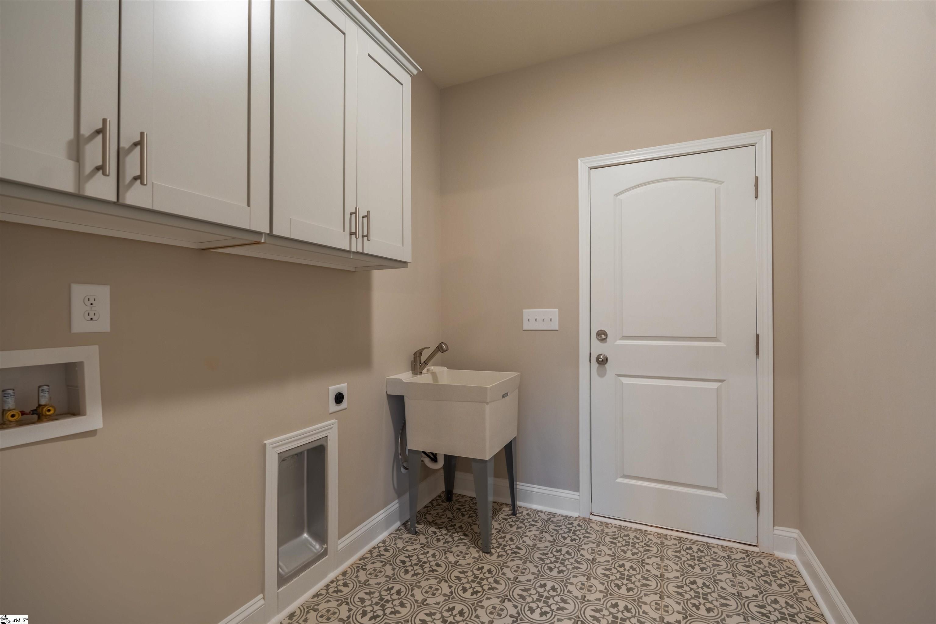 241 Carriage Gate Drive Wellford, SC 29385