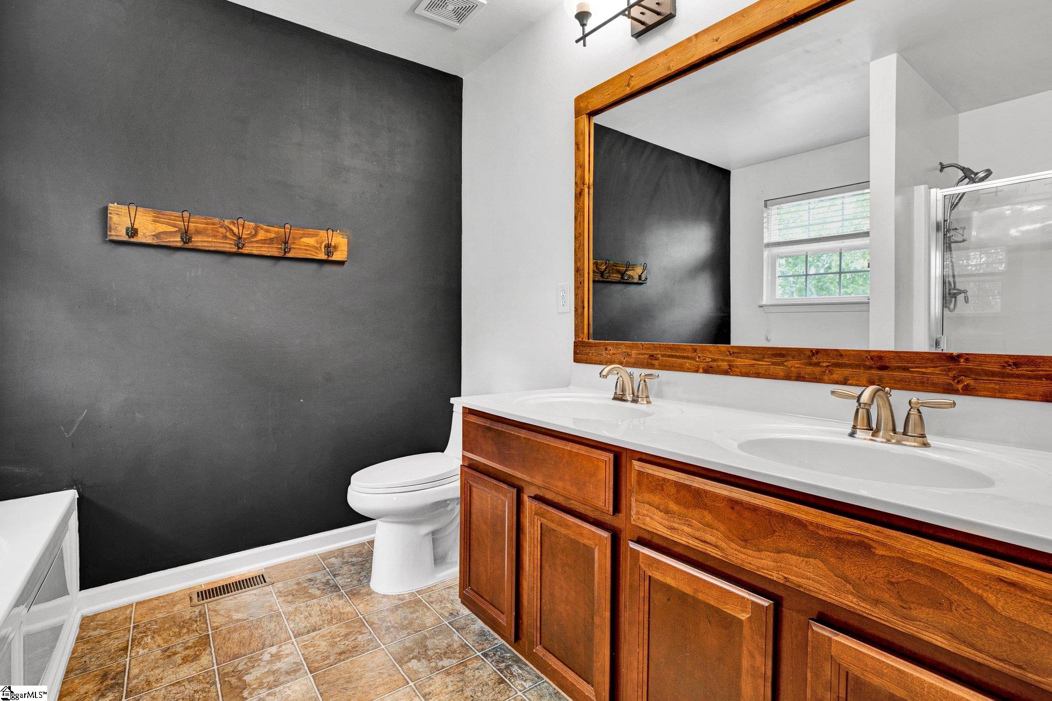 139 Castleton Circle Boiling Springs, SC 29316