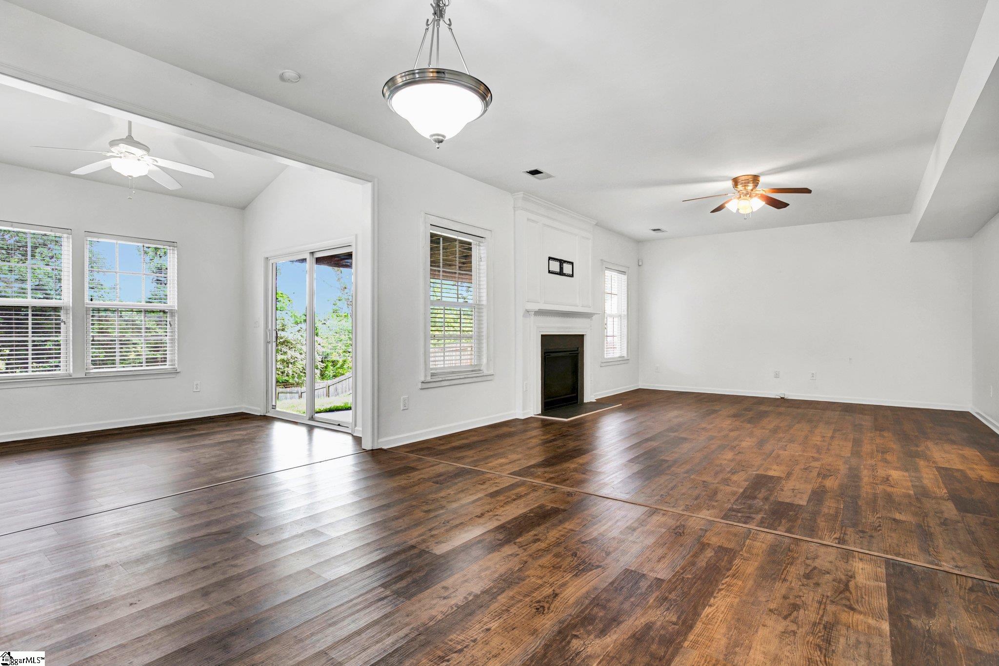 139 Castleton Circle Boiling Springs, SC 29316