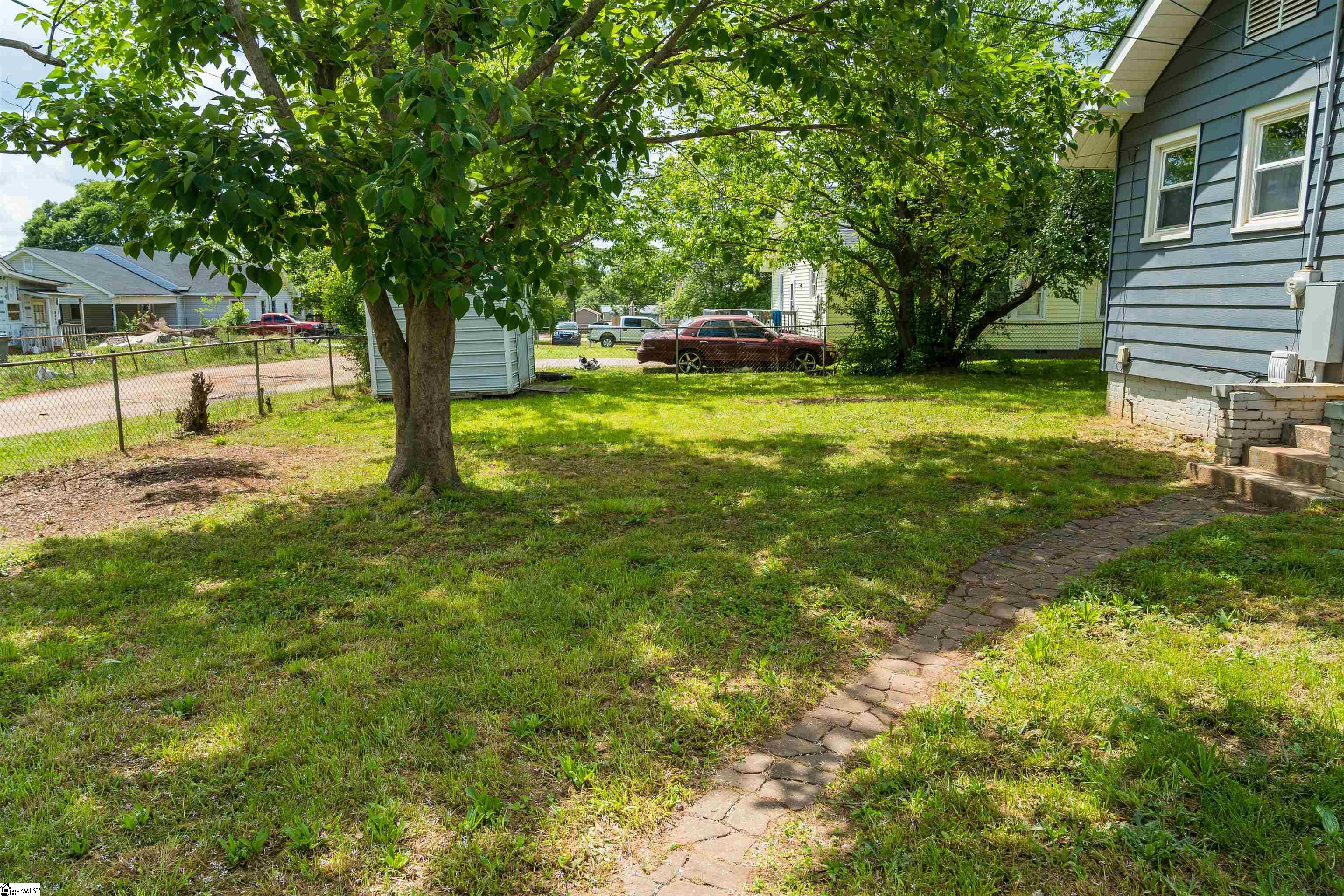 14 Damson Street Spartanburg, SC 29303