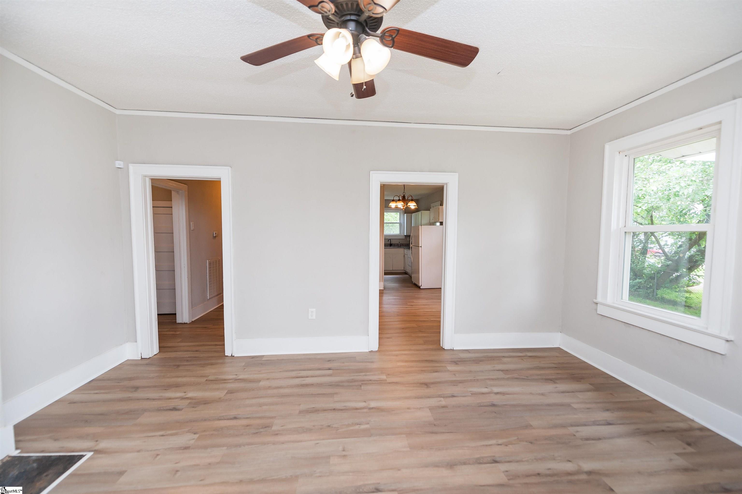 14 Damson Street Spartanburg, SC 29303