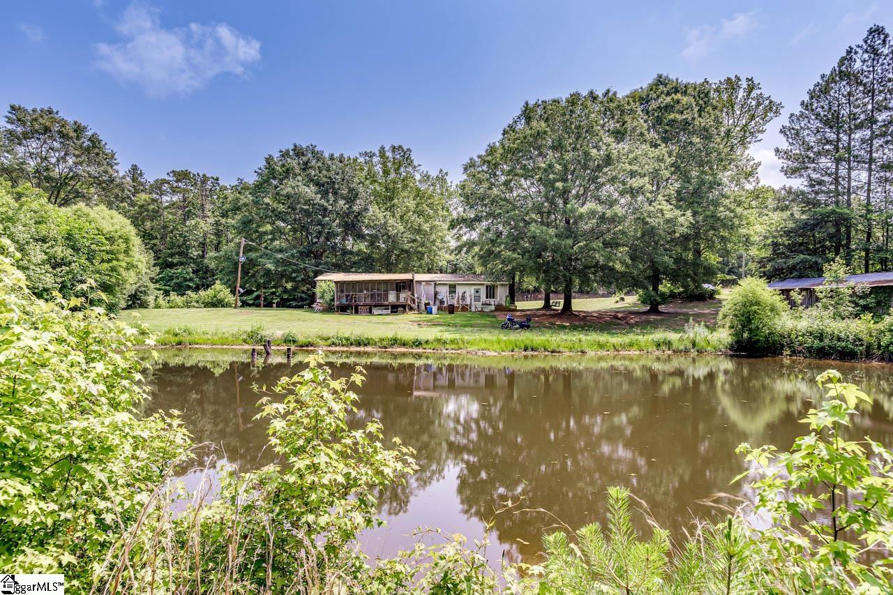 3068 Warrior Creek Church Road Gray Court, SC 29645