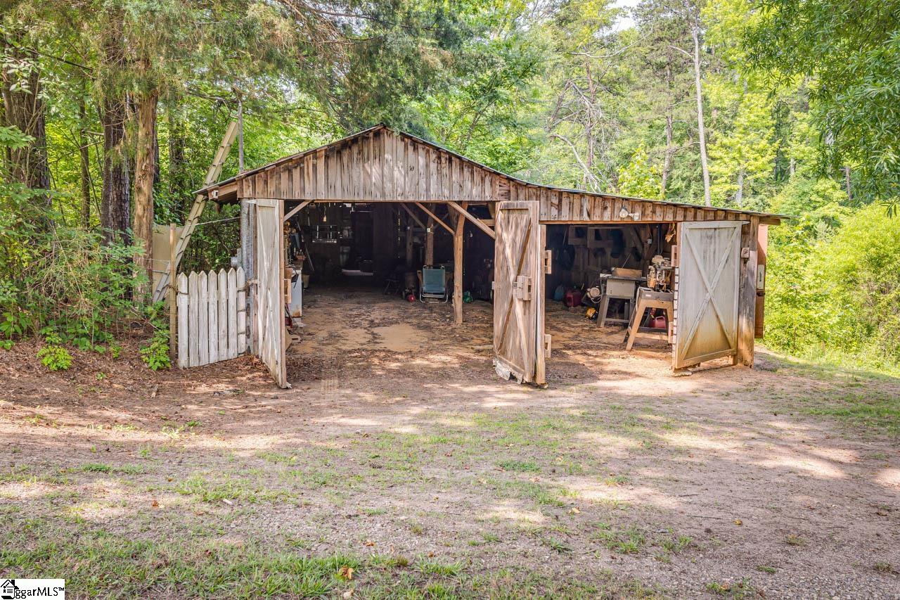 3068 Warrior Creek Church Road Gray Court, SC 29645