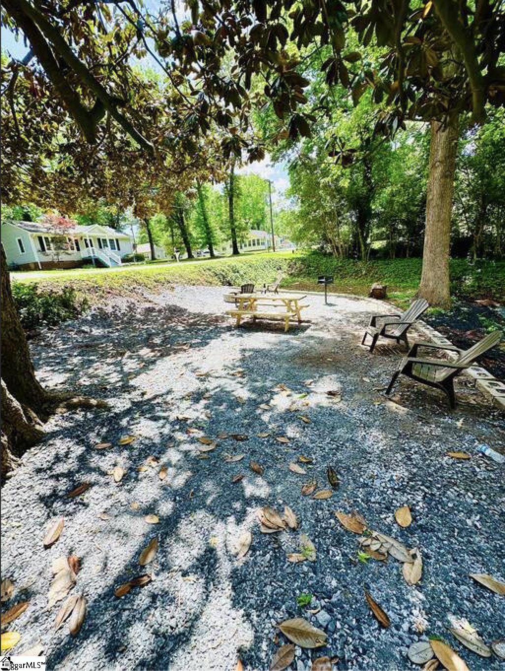 1 A Christopher Street Greenville, SC 29617