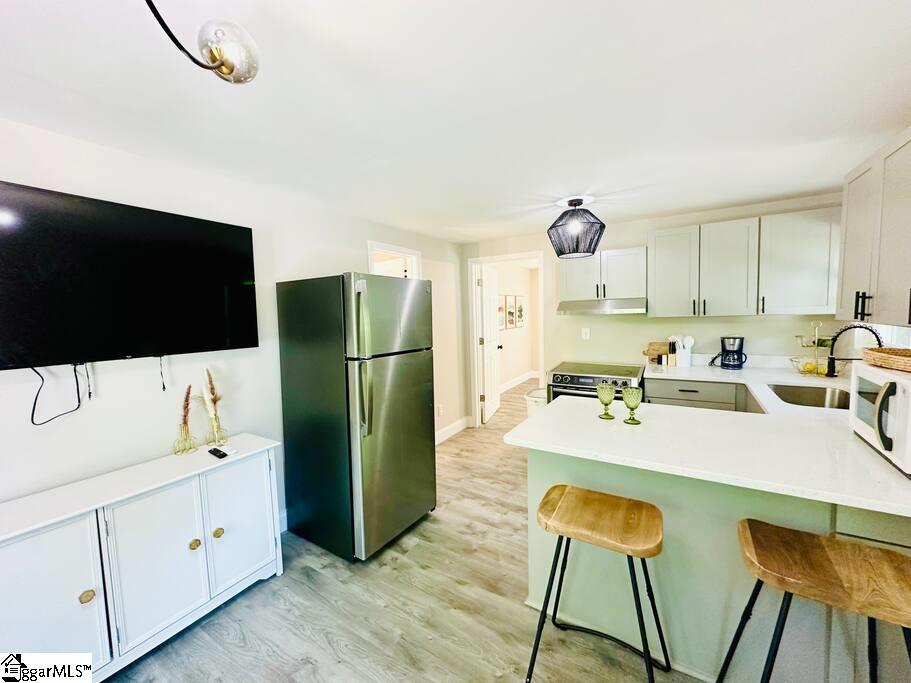 1 A Christopher Street Greenville, SC 29617