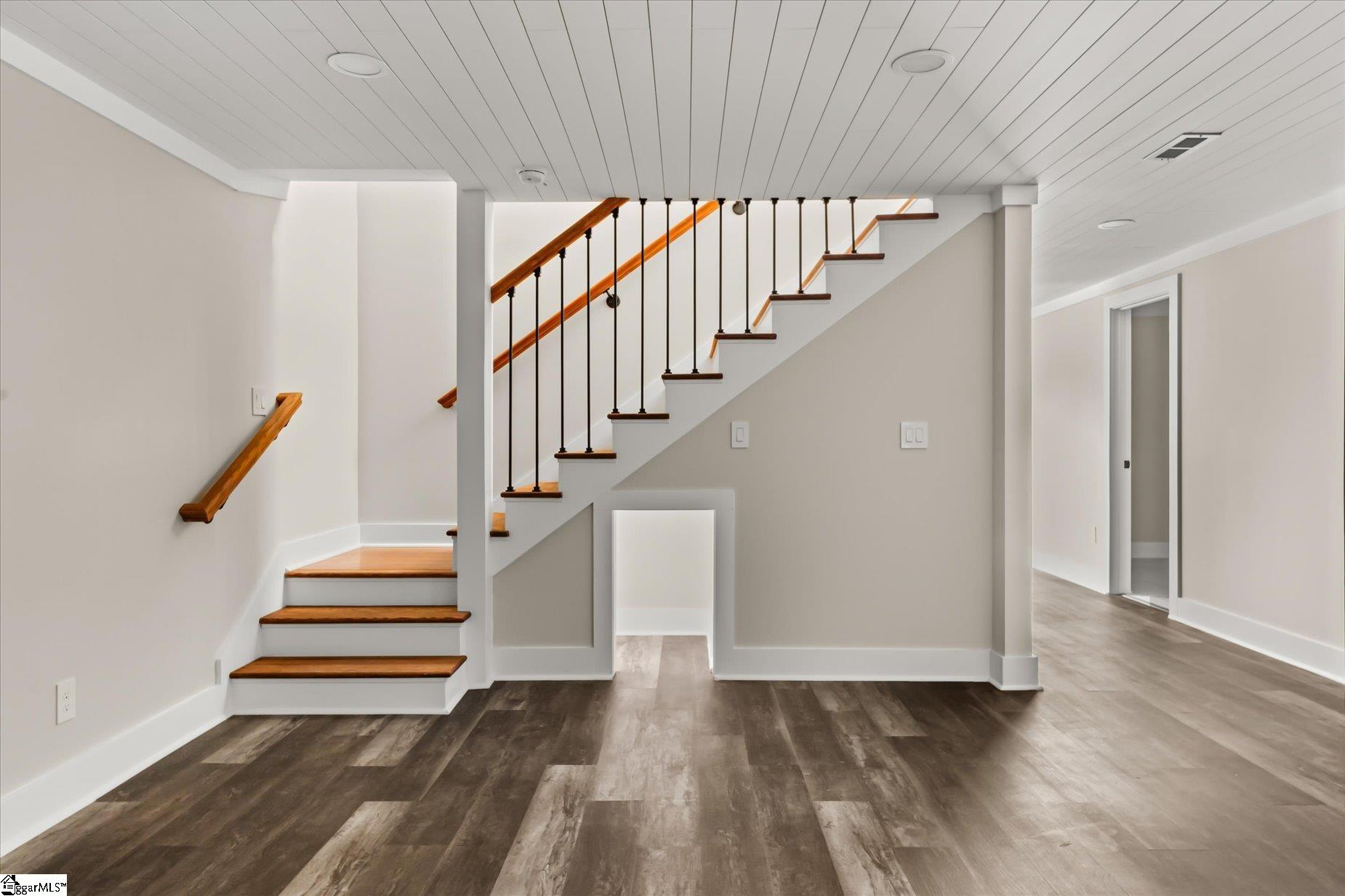 101 Fairview Drive Greenville, SC 29609