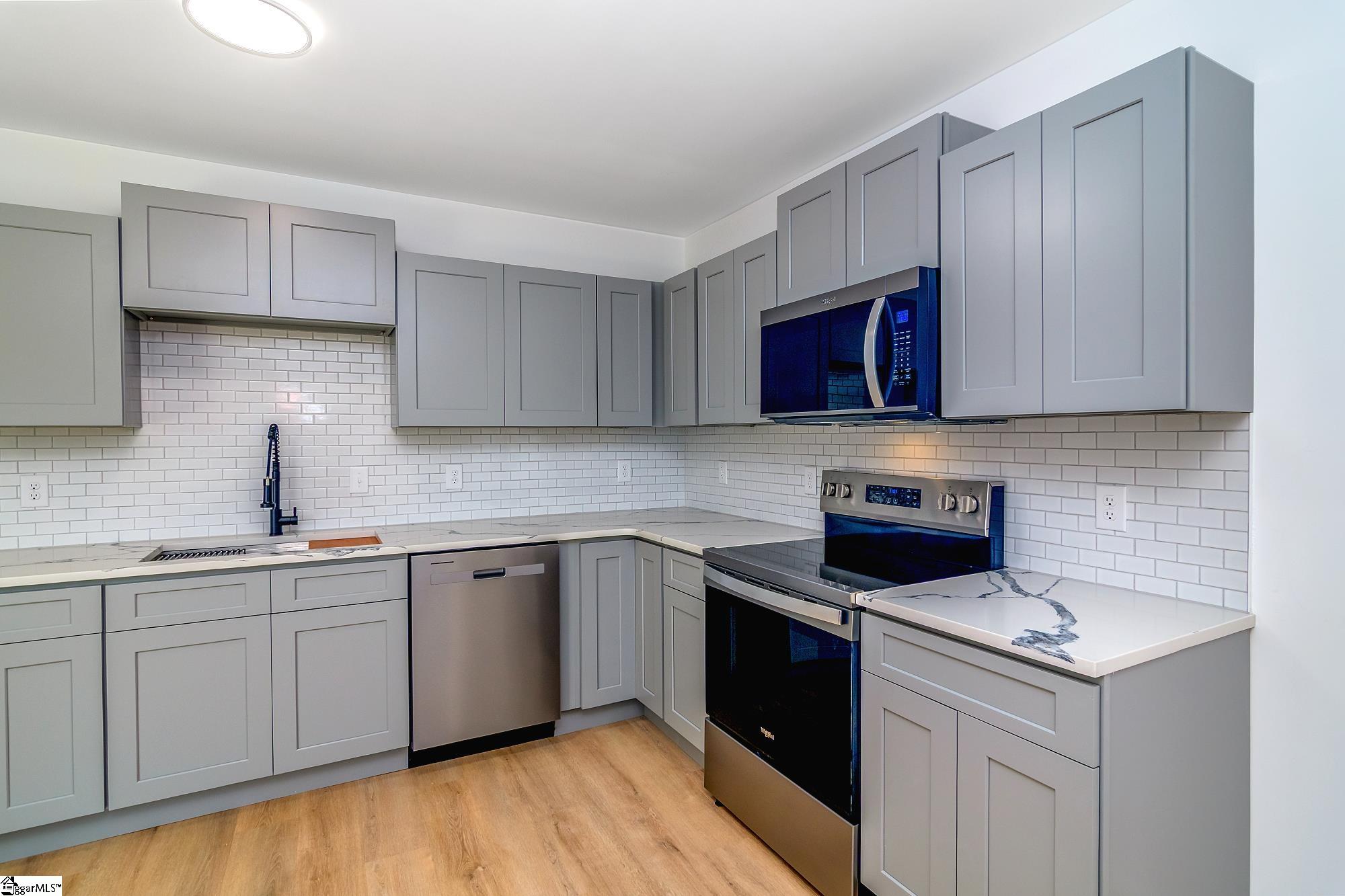 583 Berry Road Boiling Springs, SC 29316