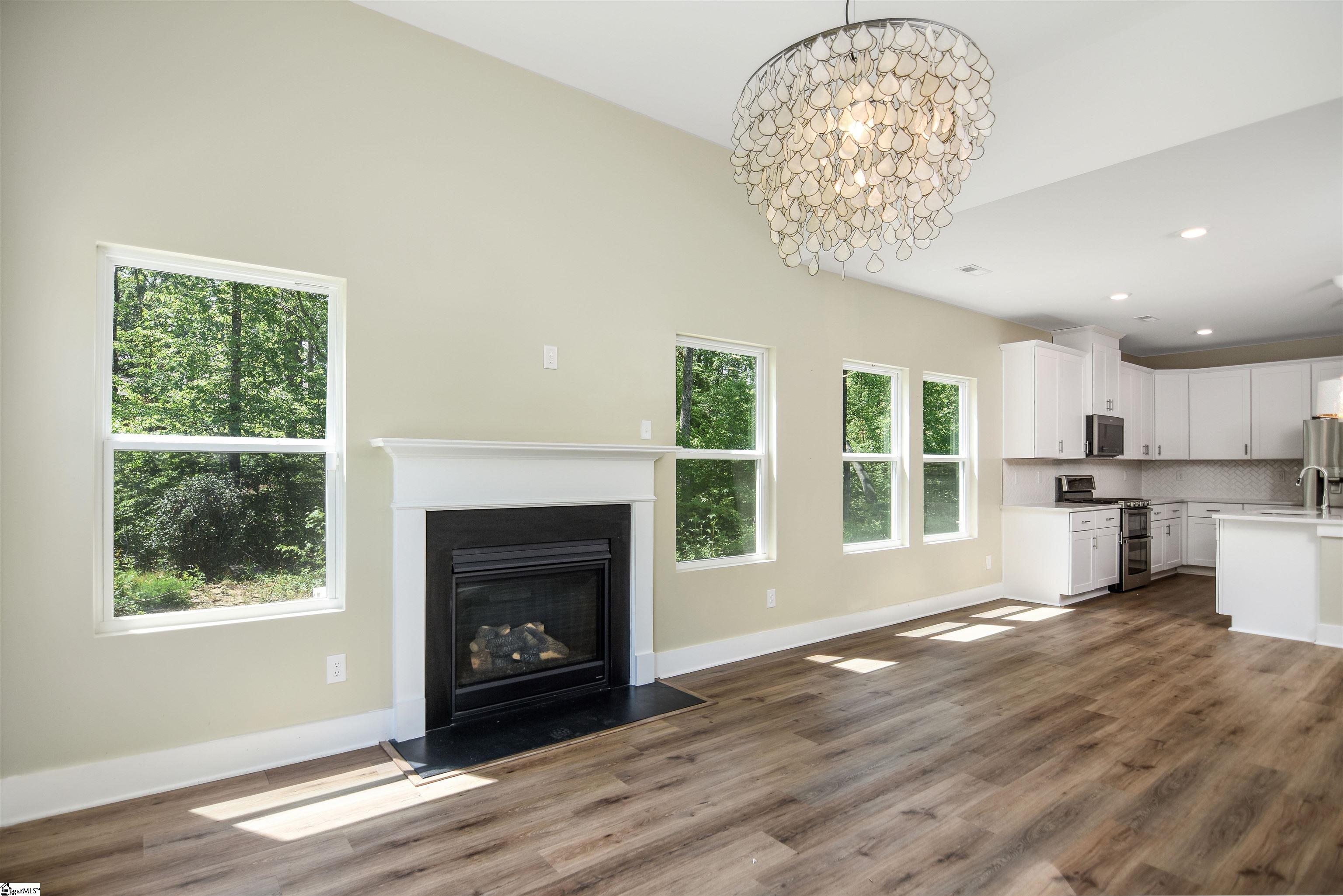 77 Galley Lane Greenville, SC 29607